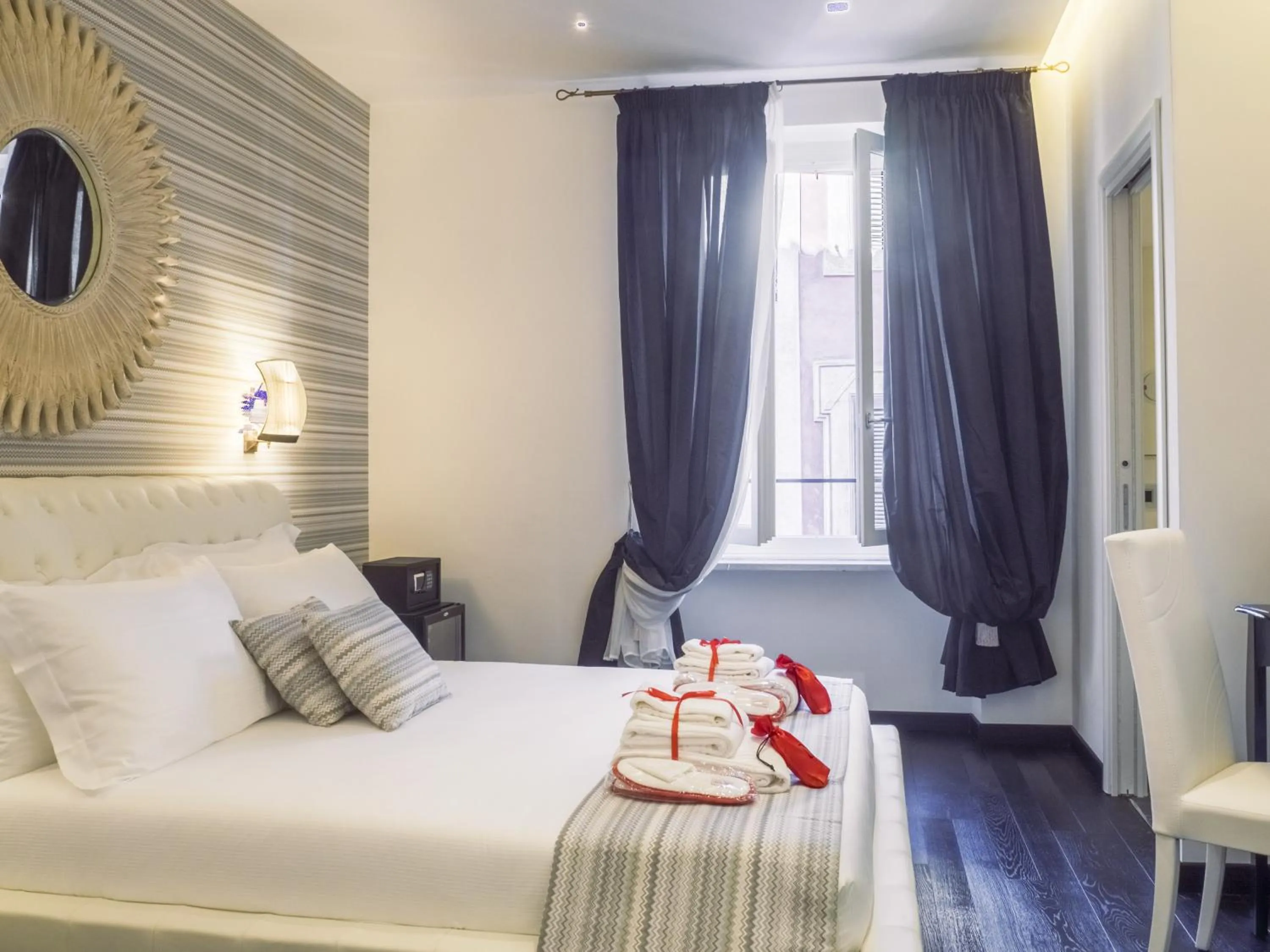 Bedroom, Bed in Navona Living Rome