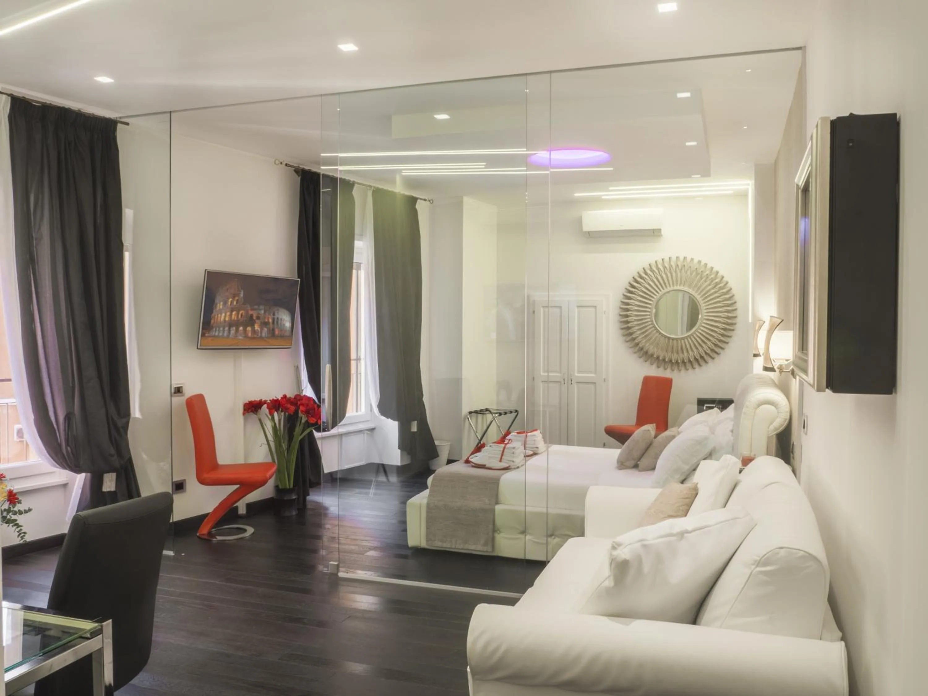 Photo of the whole room in Navona Living Rome