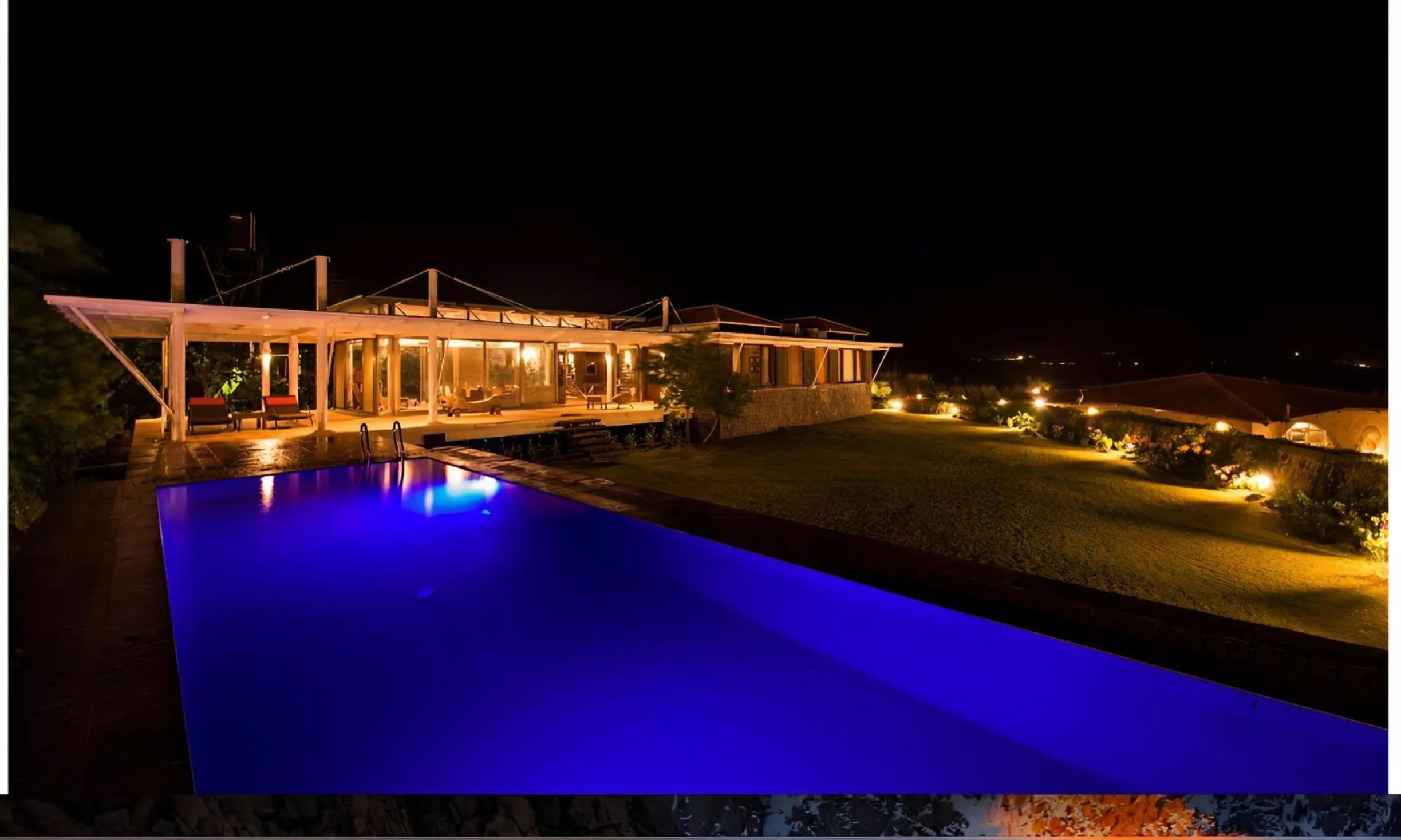 Night in Resort Amanzi