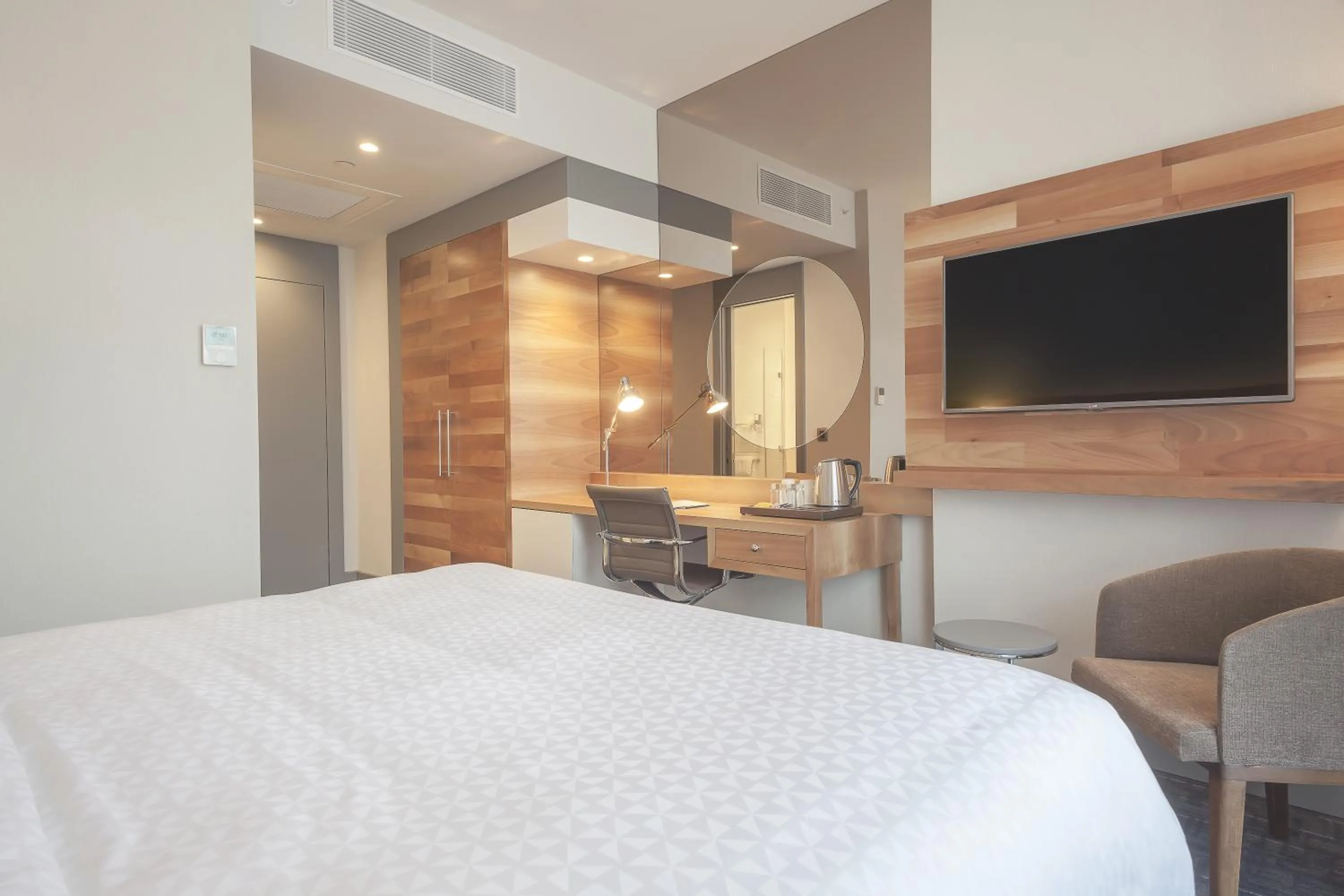 Bed in Four Points by Sheraton Istanbul Batisehir