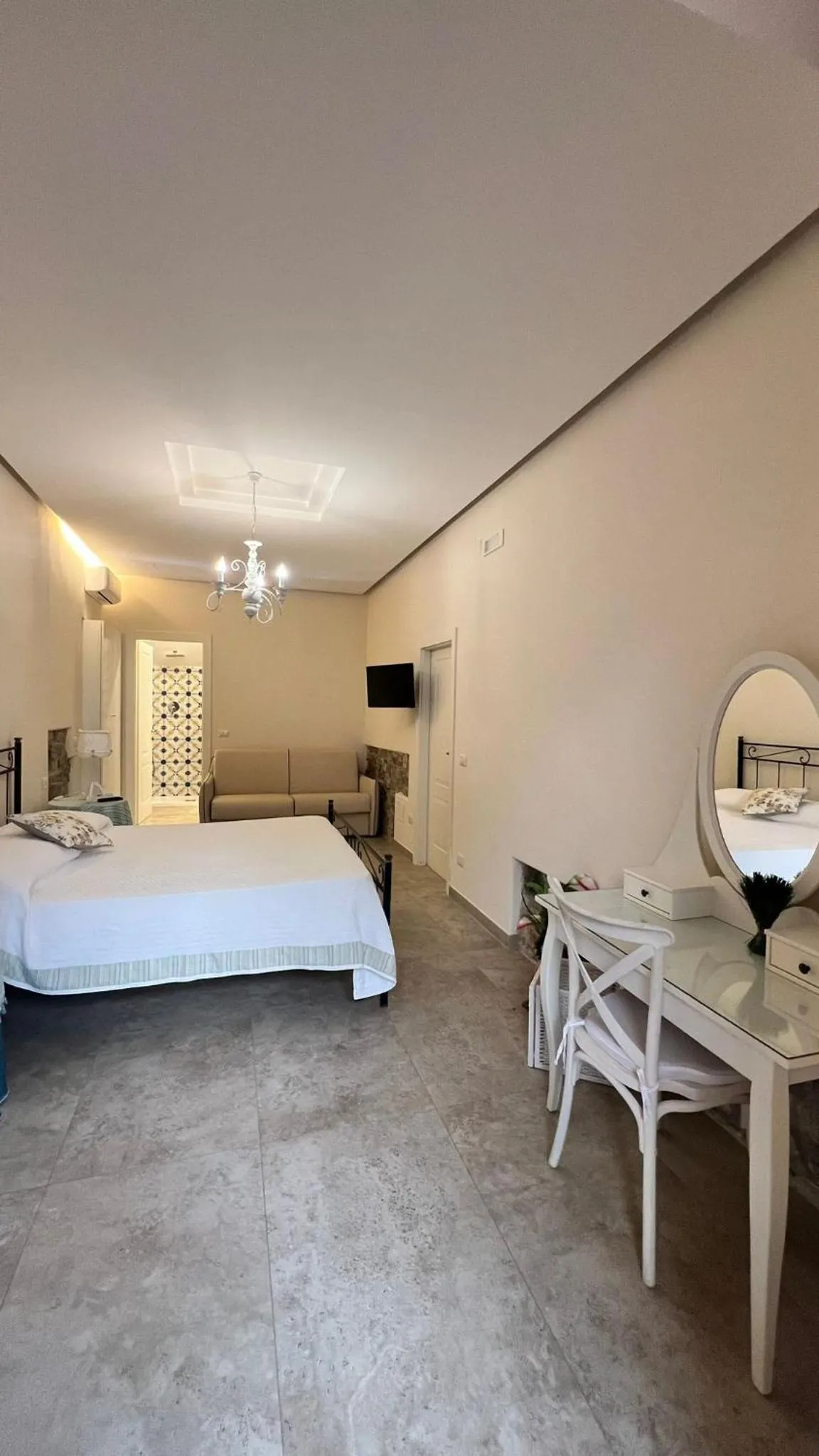 Bedroom, Bed in Caputaquis