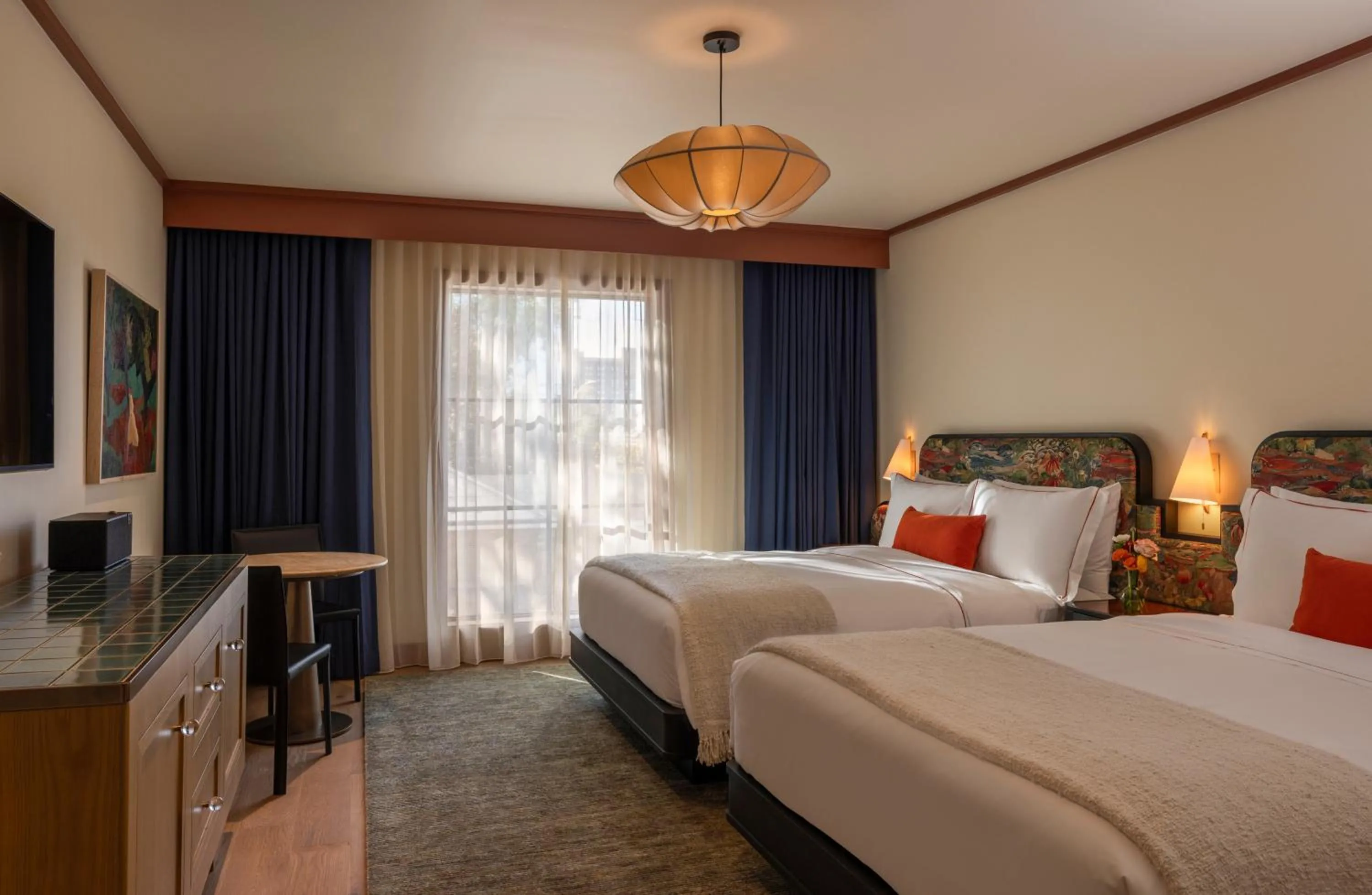 Queen Room in Hotel Daphne