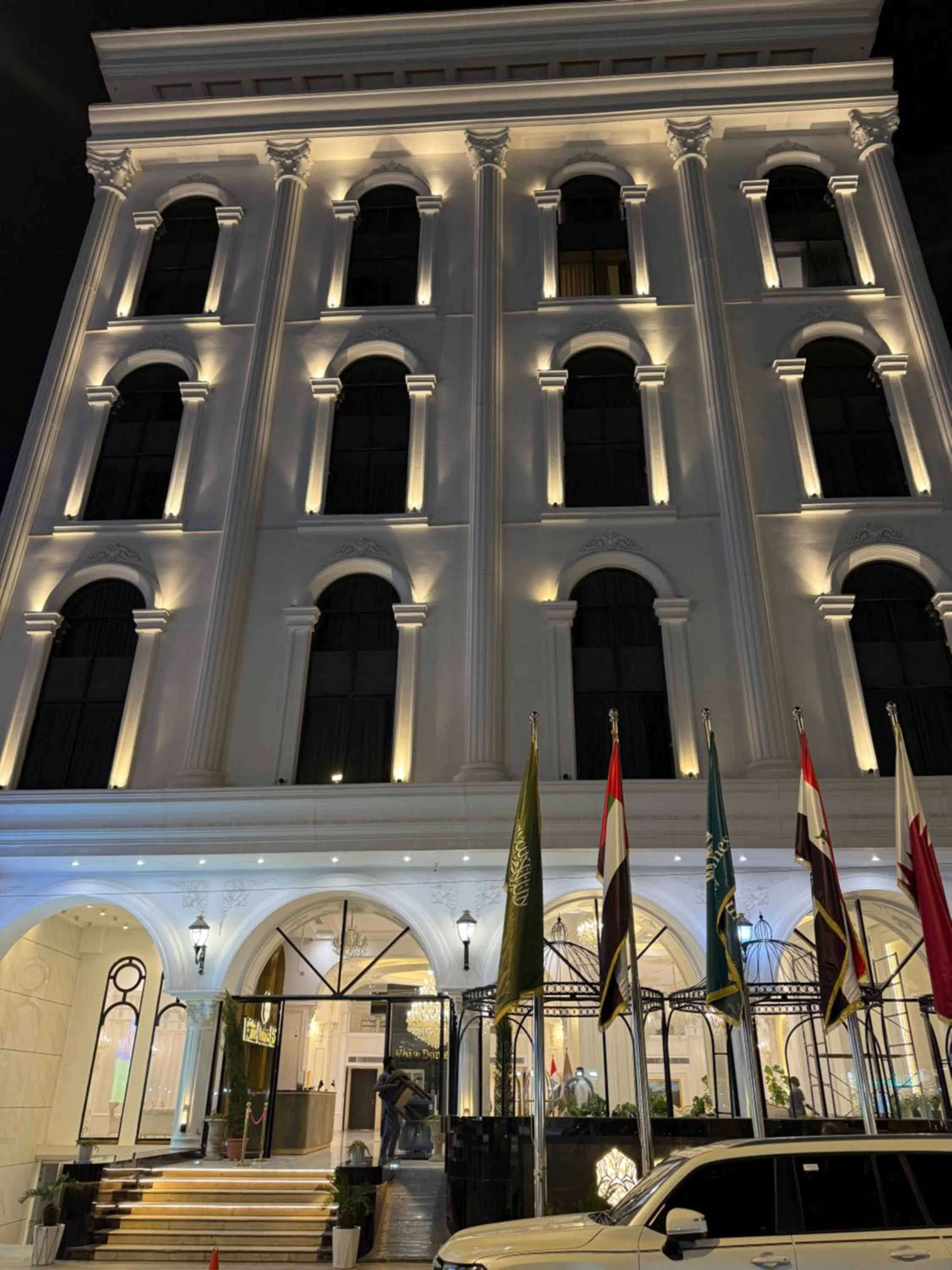 White Domes Hotel