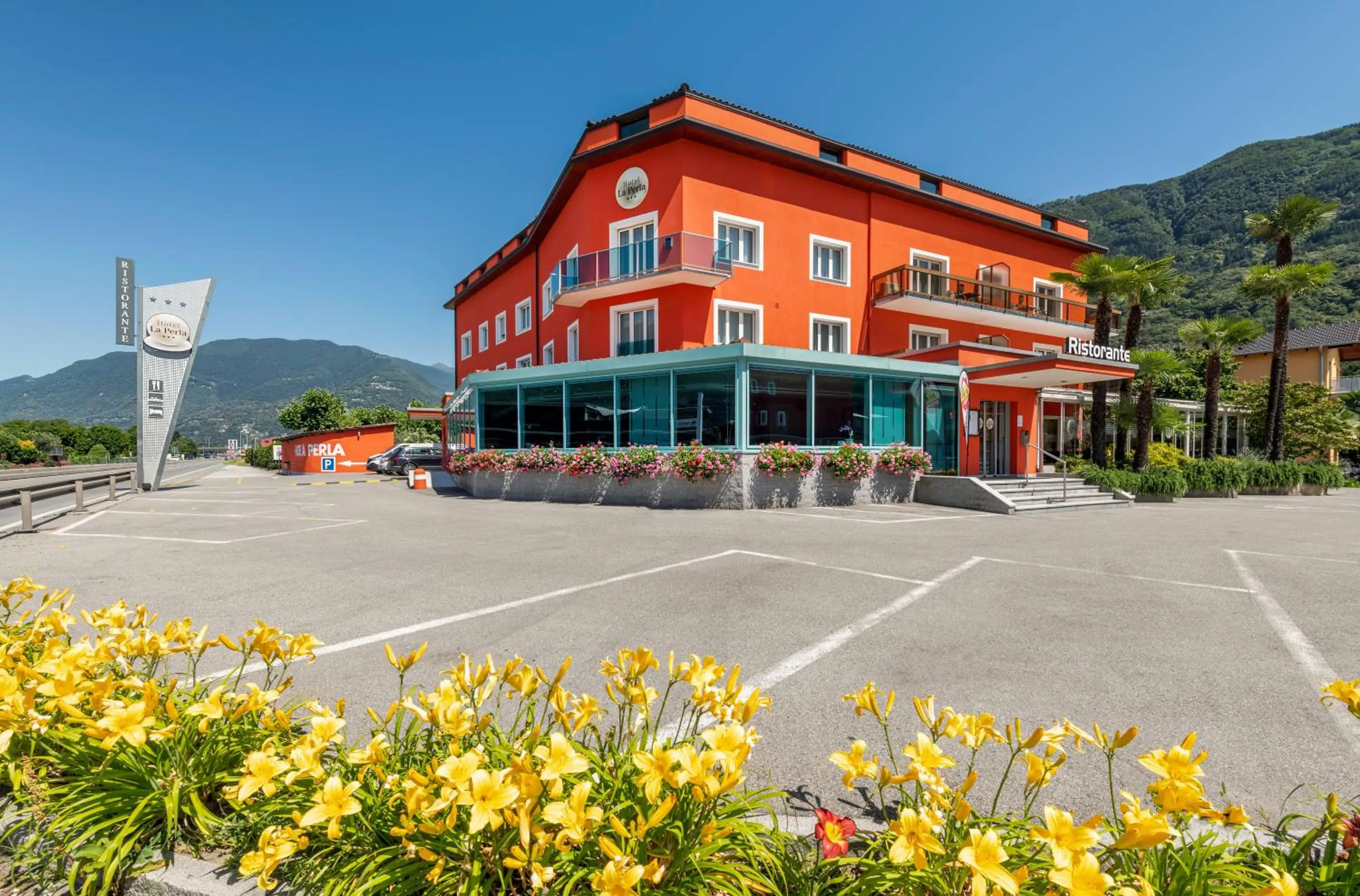 Property building in Hotel La Perla