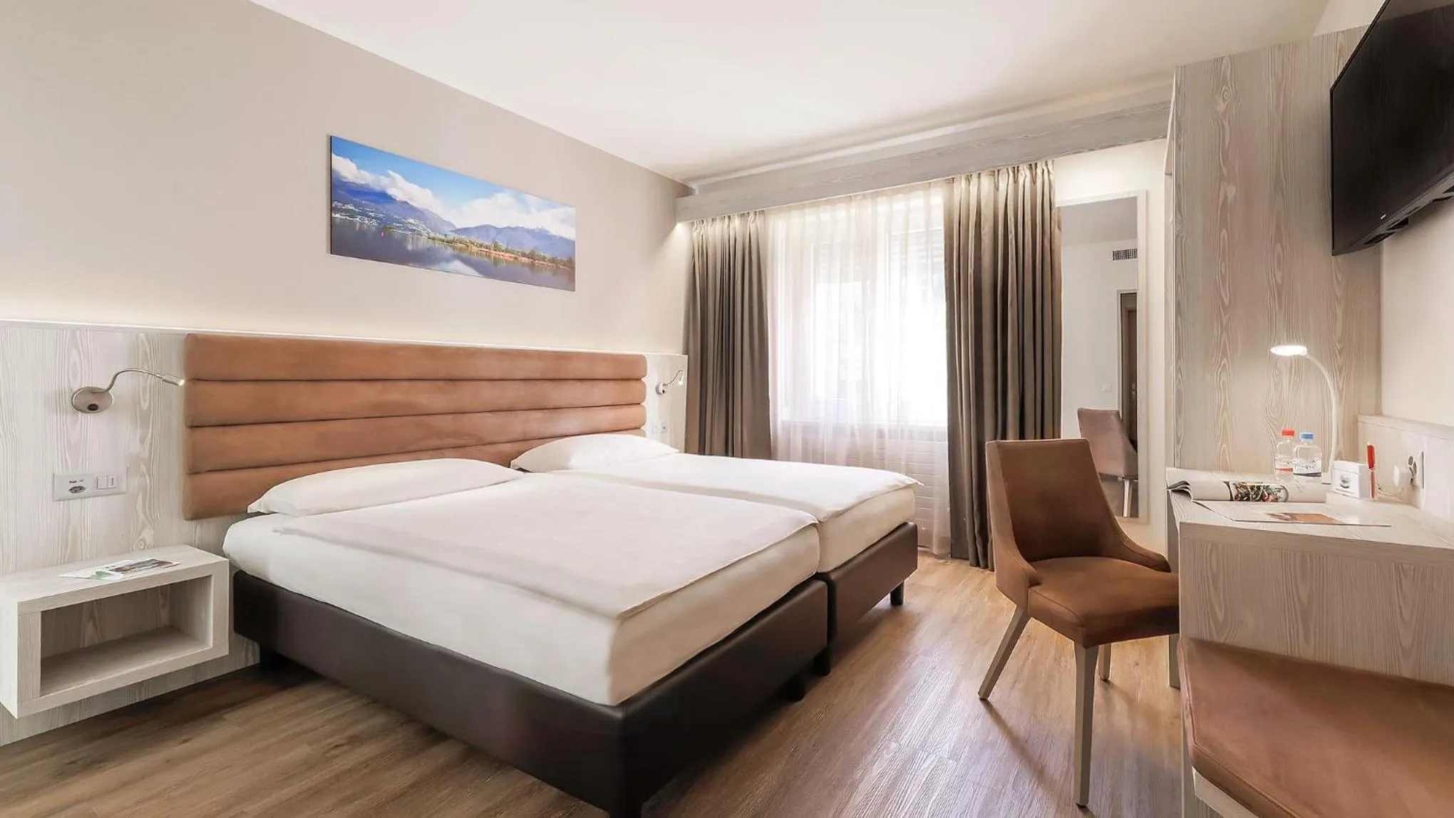 Bed in Hotel La Perla