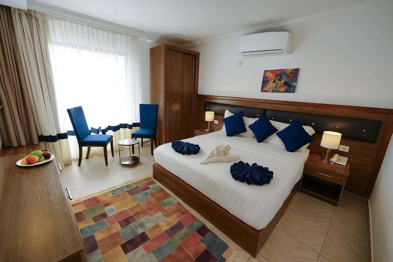 Bed in Corner View Hotel