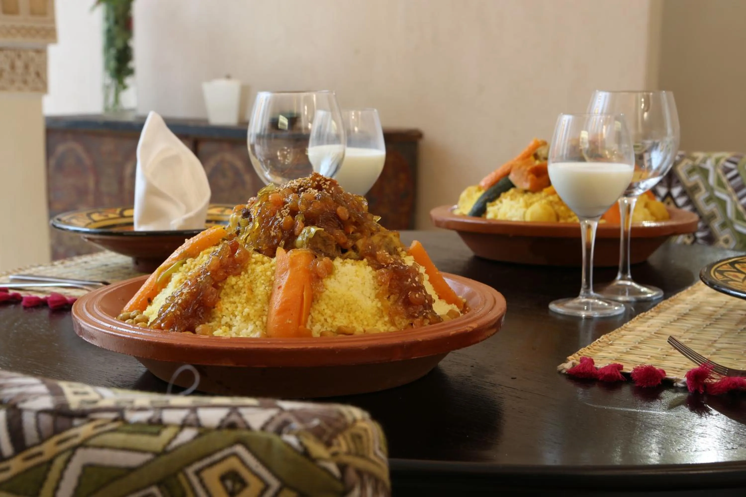 Restaurant/places to eat in Riad Enchanté