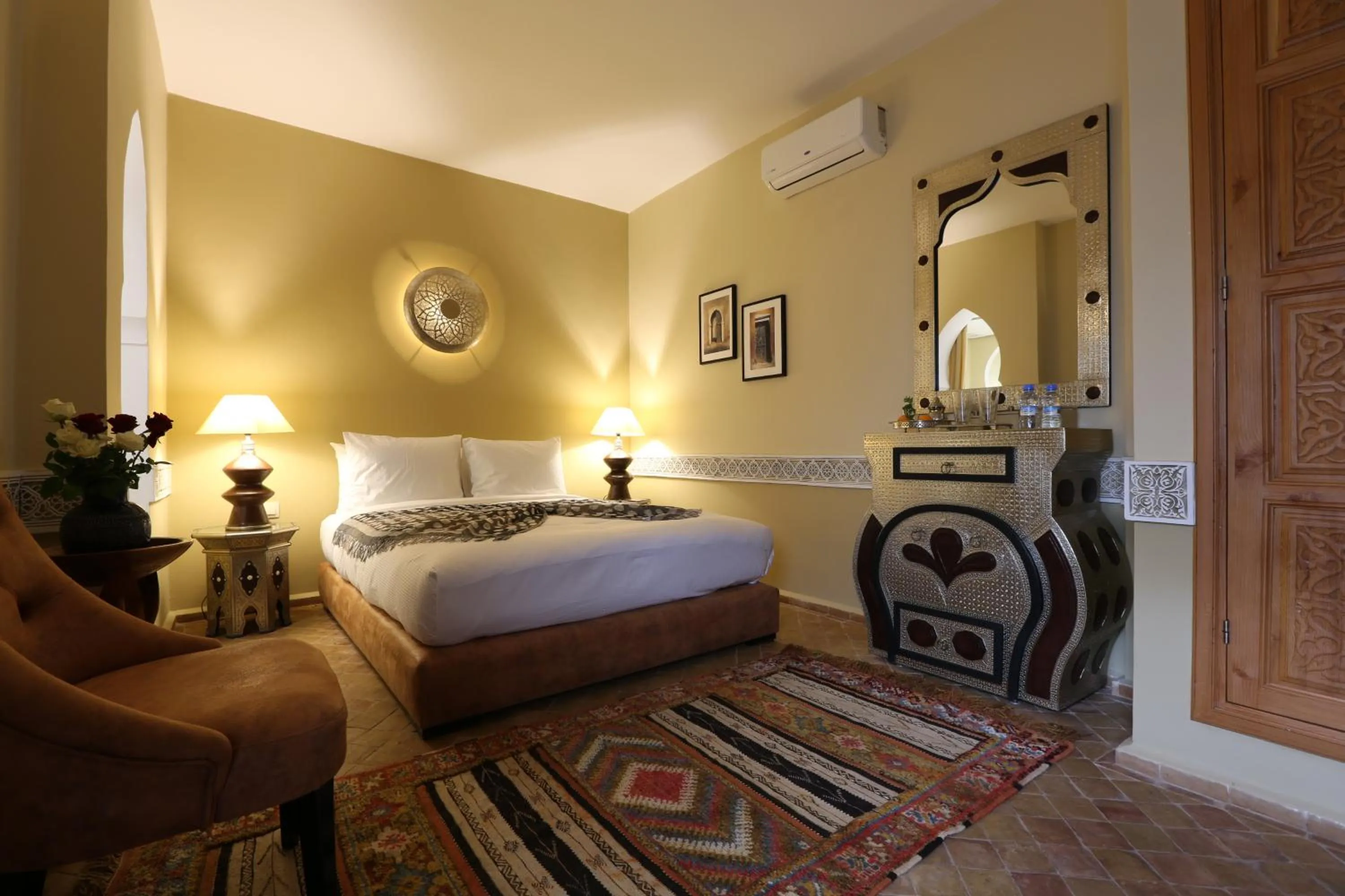 Bedroom, Bed in Riad Enchanté