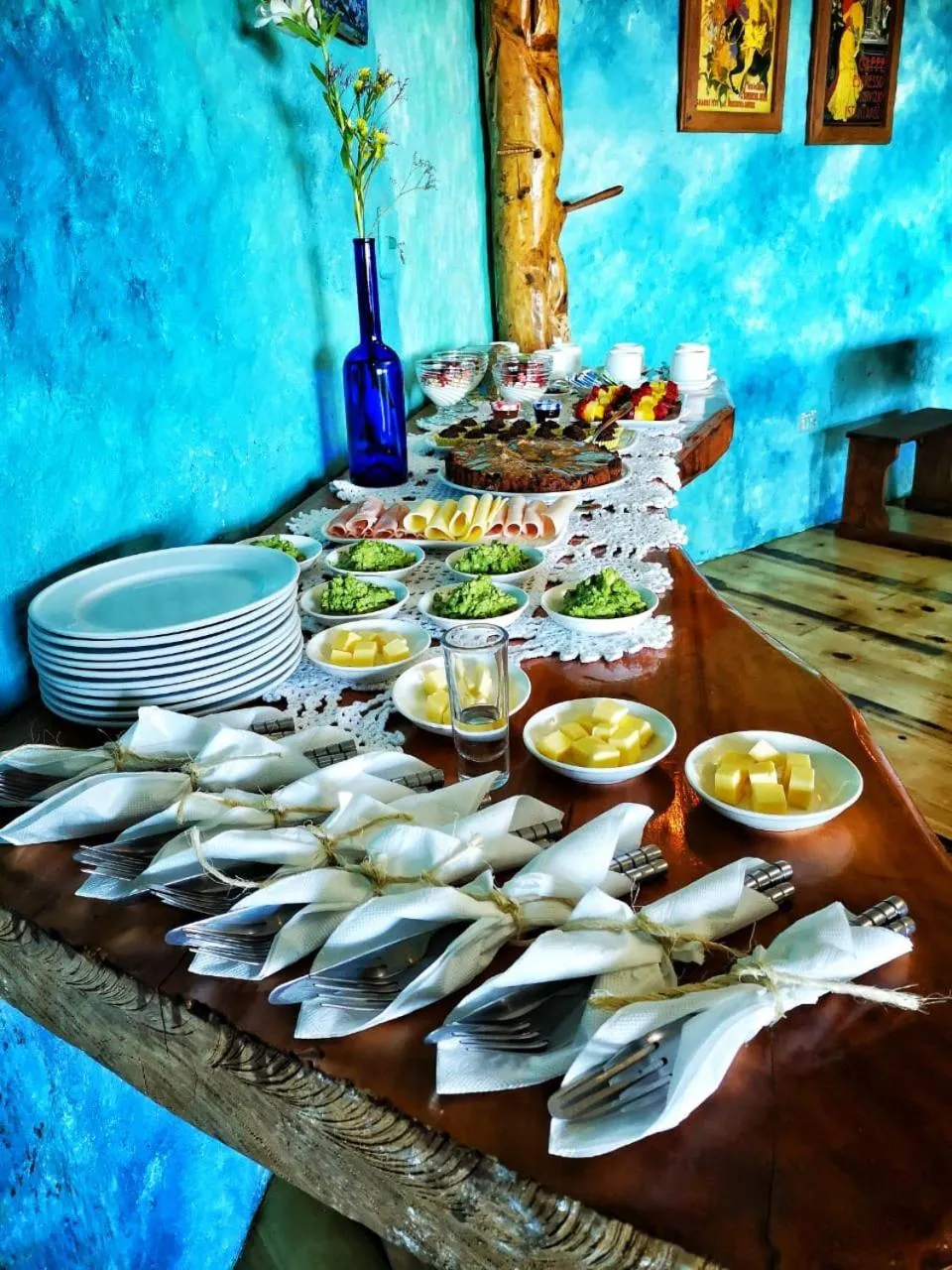 Buffet breakfast in Casa Cuento