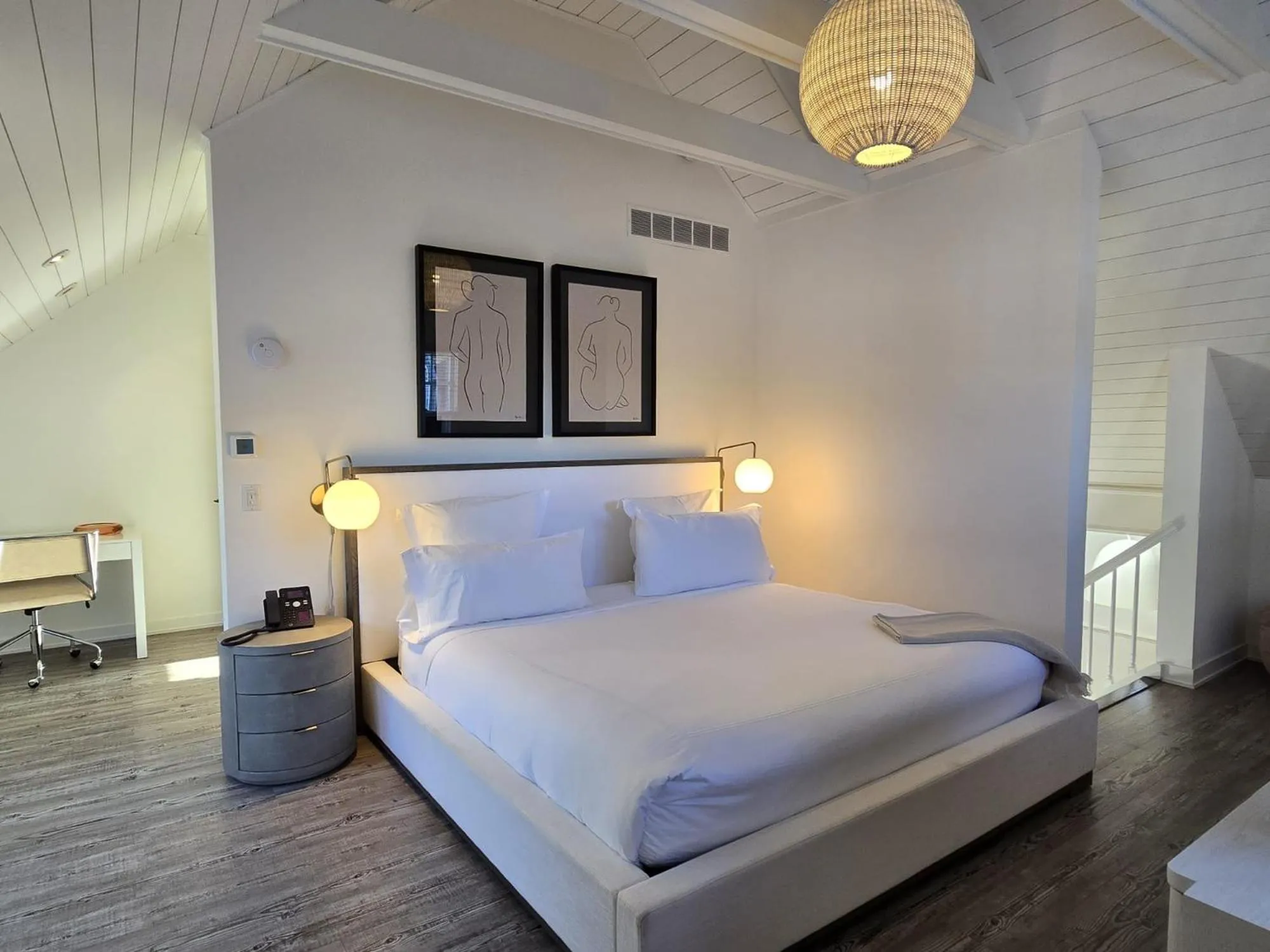 Bed in EHP Resort & Marina