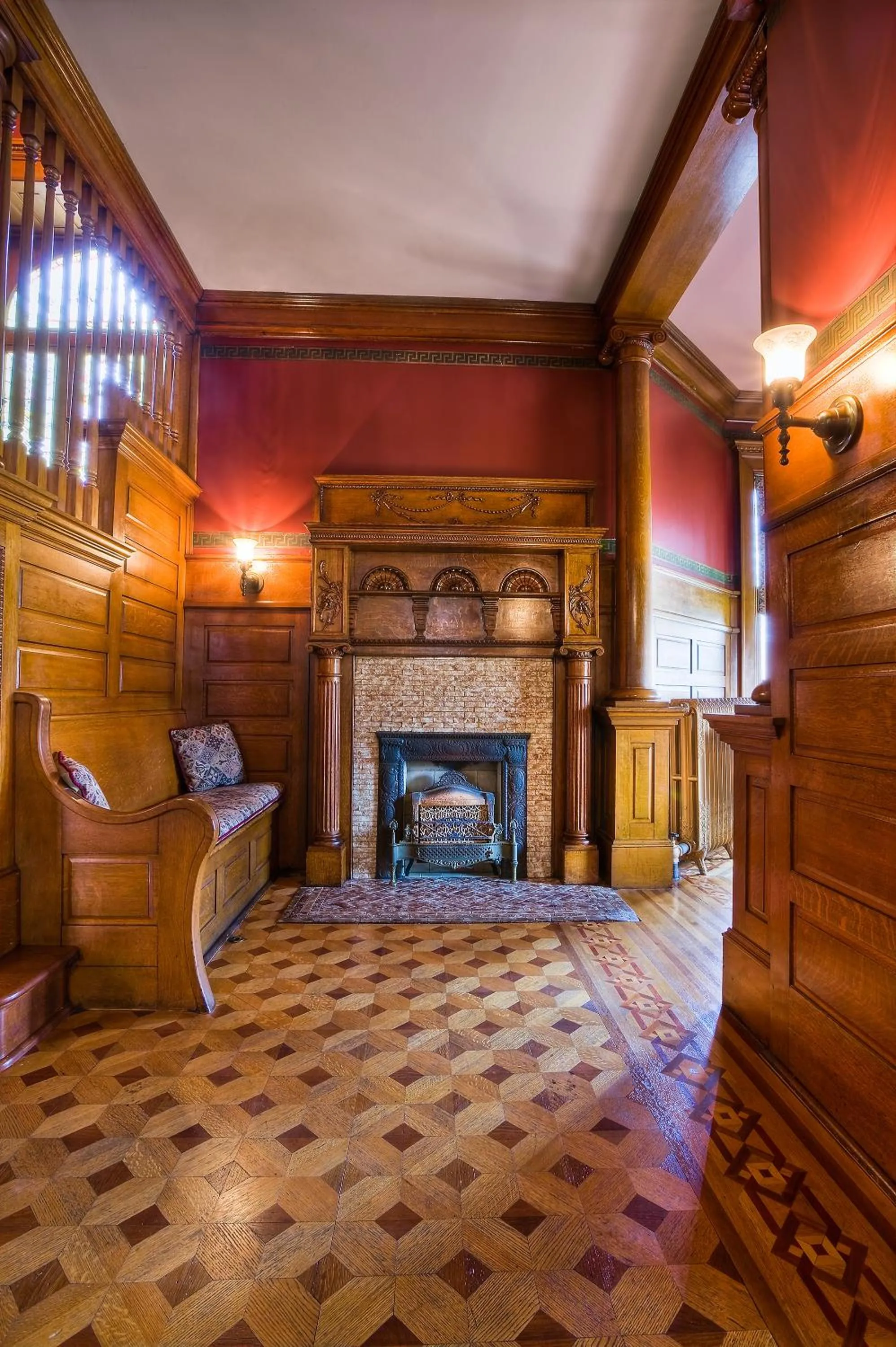 Decorative detail in Market Street Inn