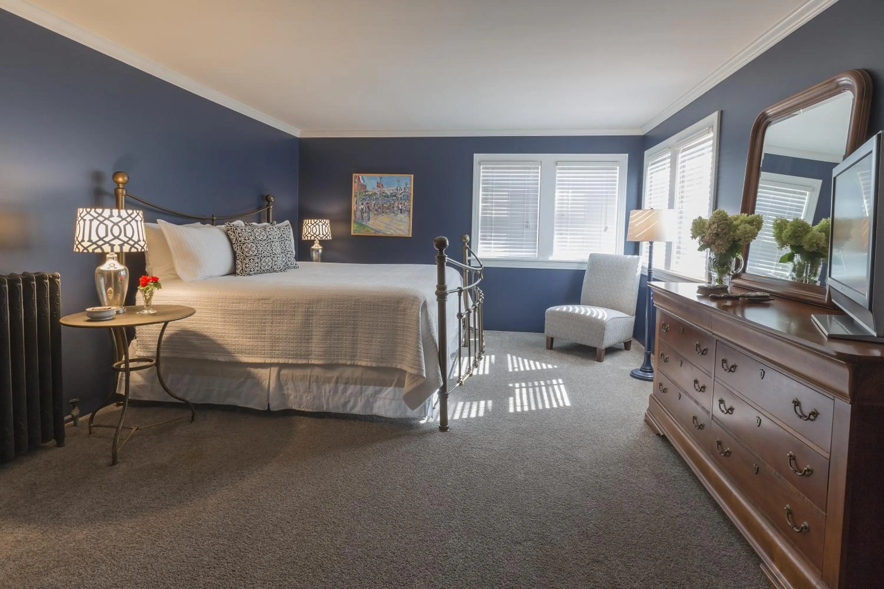 Photo of the whole room, Bed in Market Street Inn