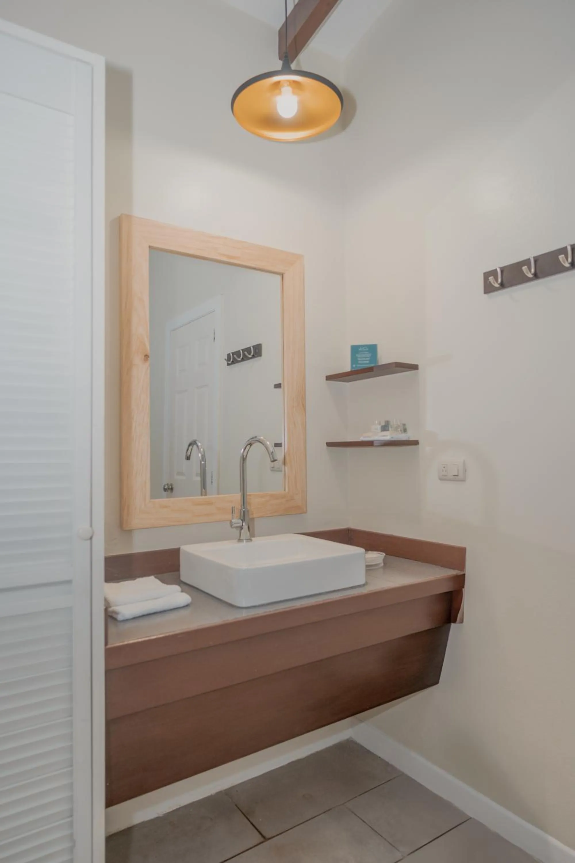 Bathroom in Hotel Roca Sunzal