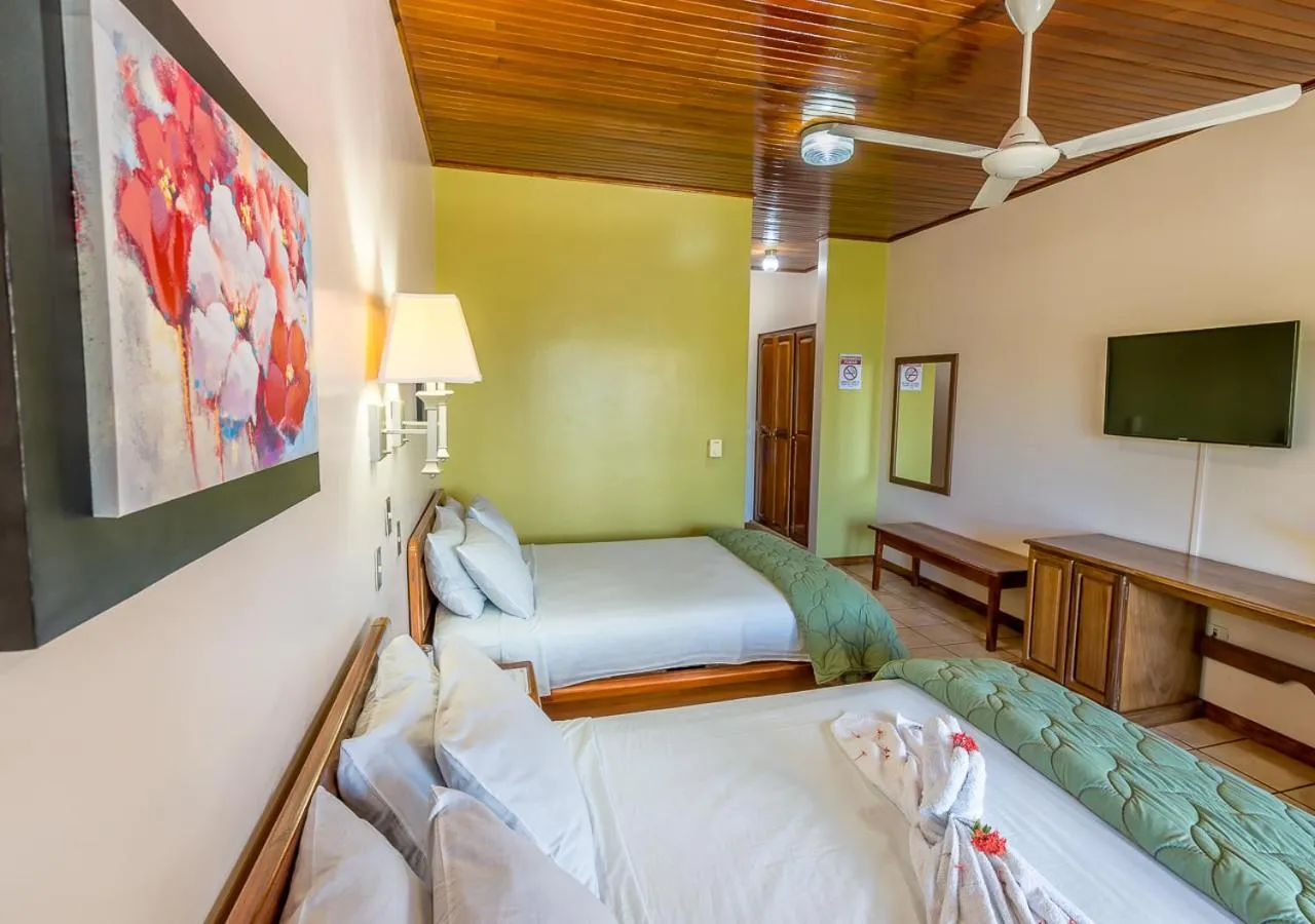 Bedroom, Bed in Hotel Manuel Antonio