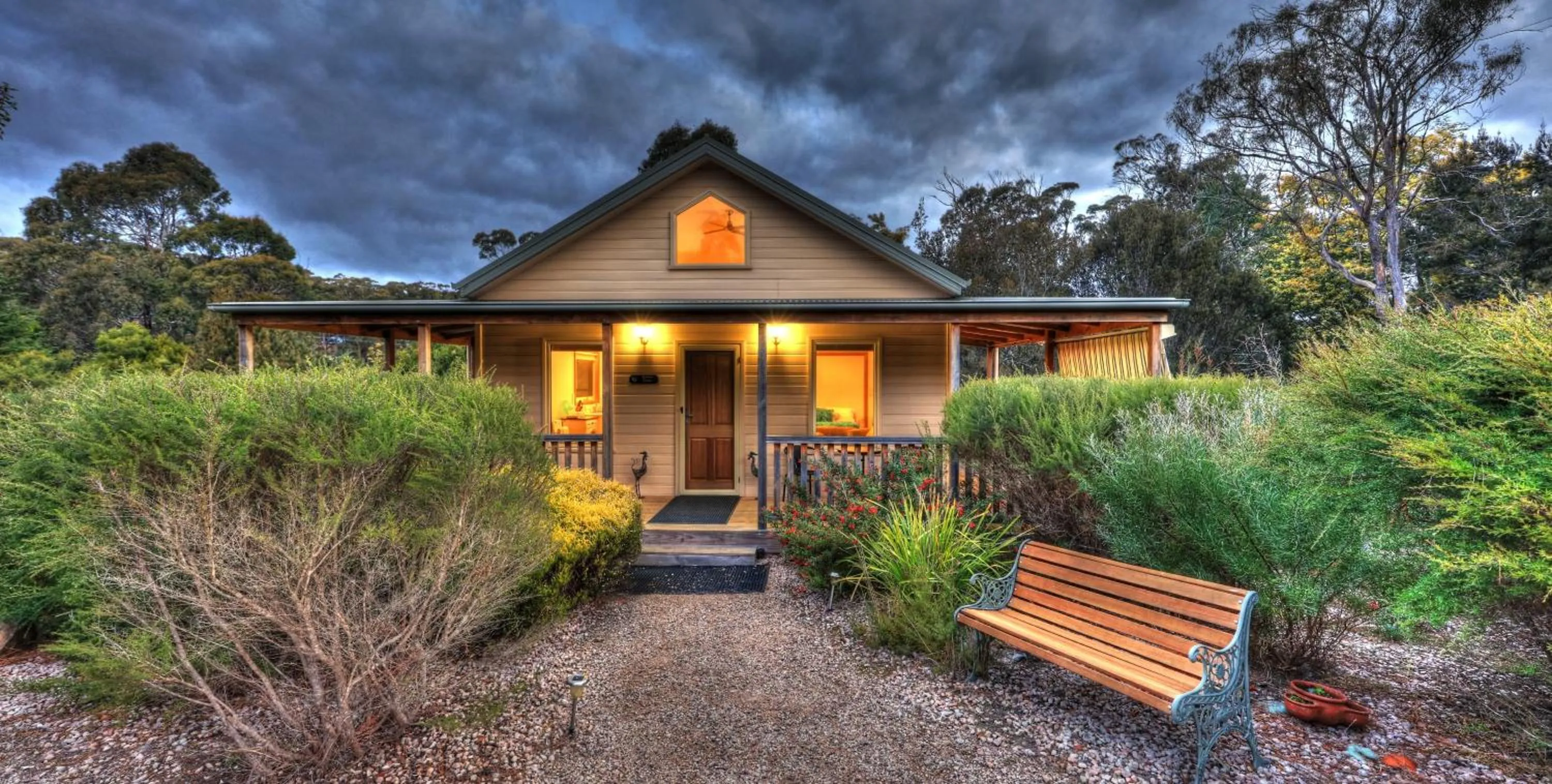 Facade/entrance in Roosters Rest