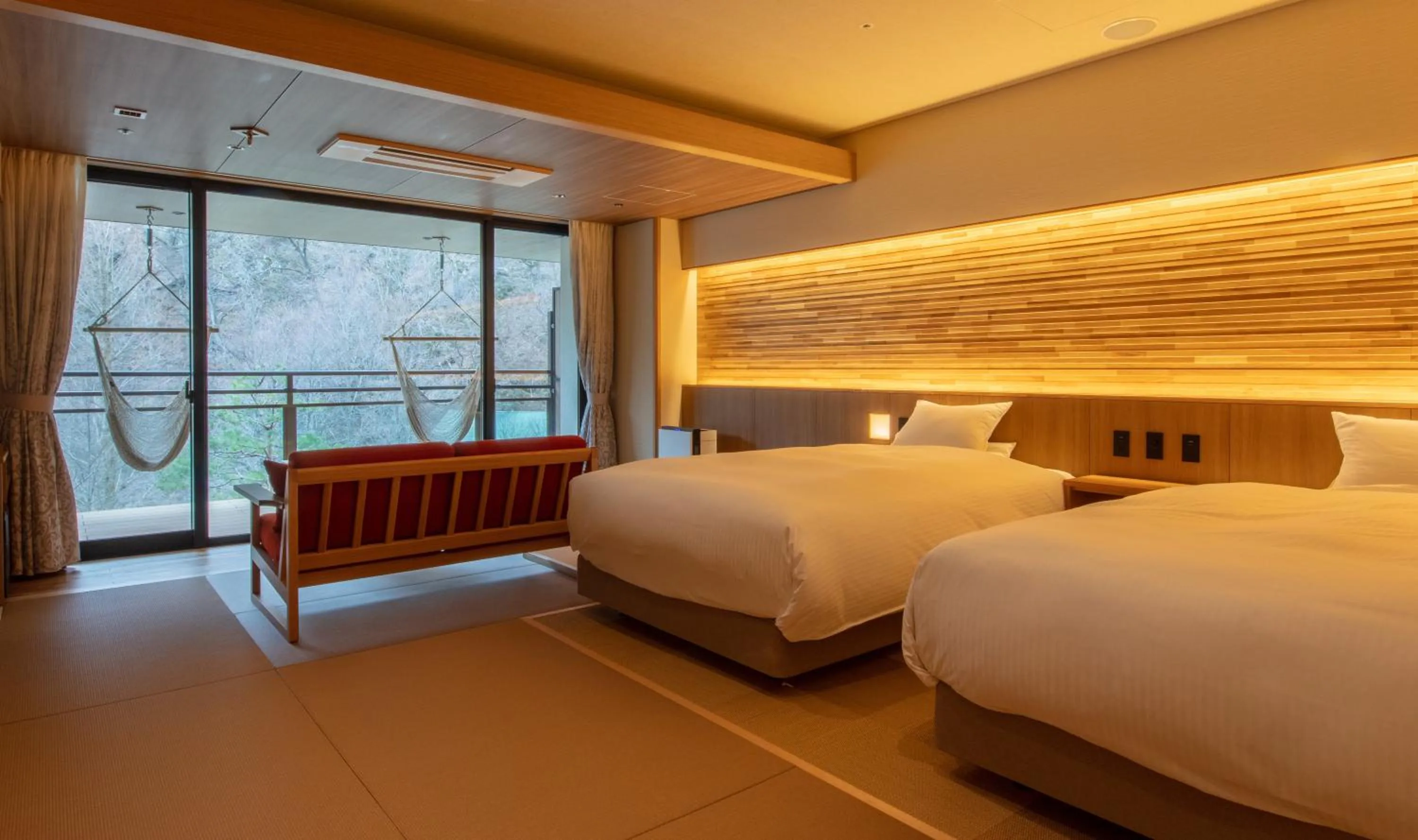 Bed in Sakunami Onsen Yuzukushi Salon Ichinobo