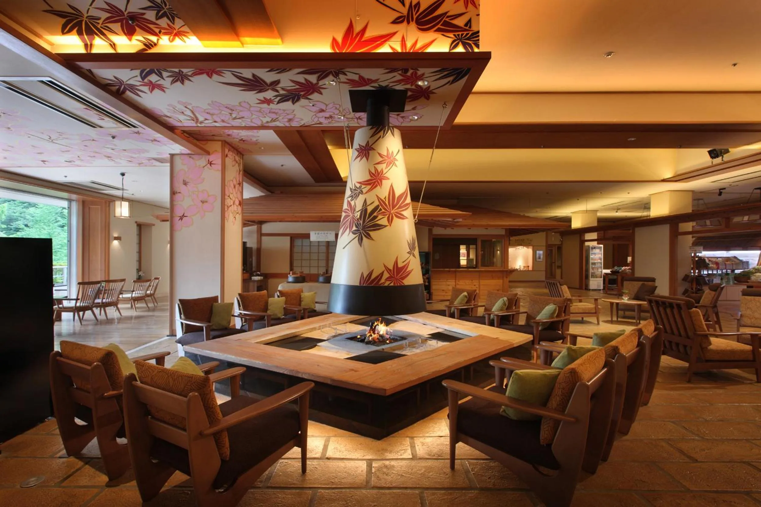 Communal lounge/ TV room in Sakunami Onsen Yuzukushi Salon Ichinobo