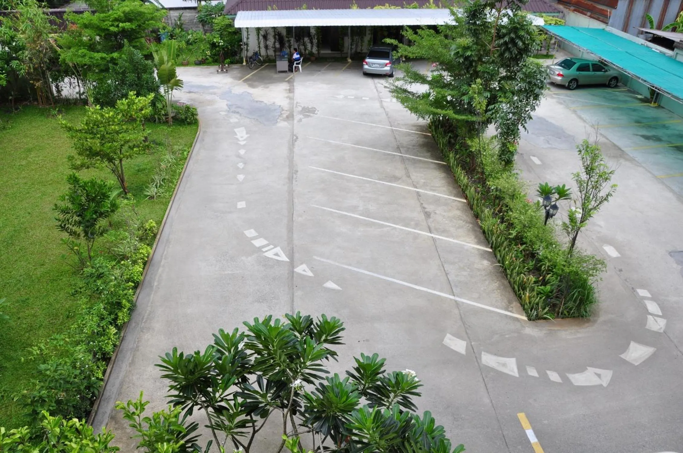 Area and facilities in Thanaree place