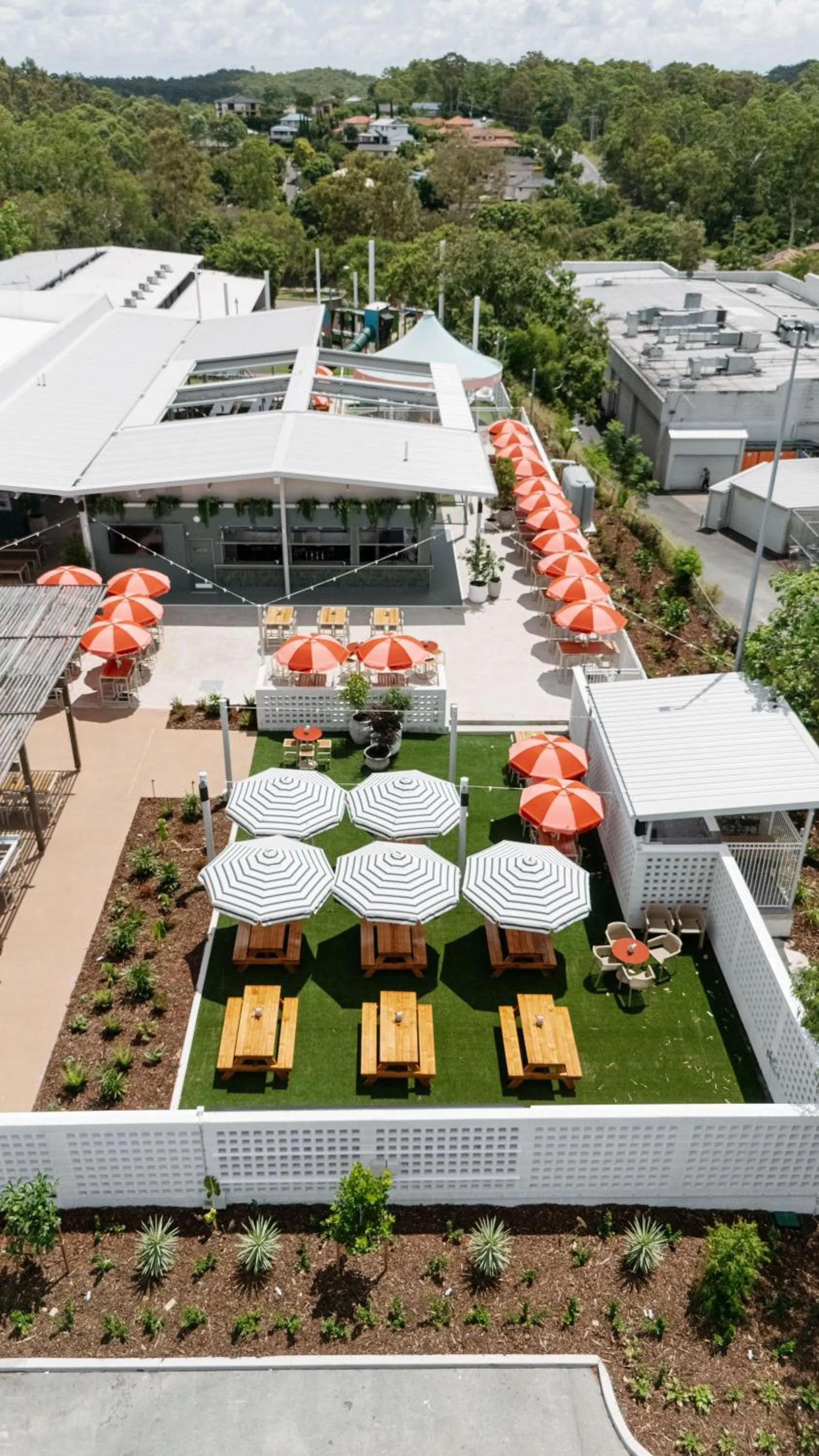 Property building in Everton Park Hotel