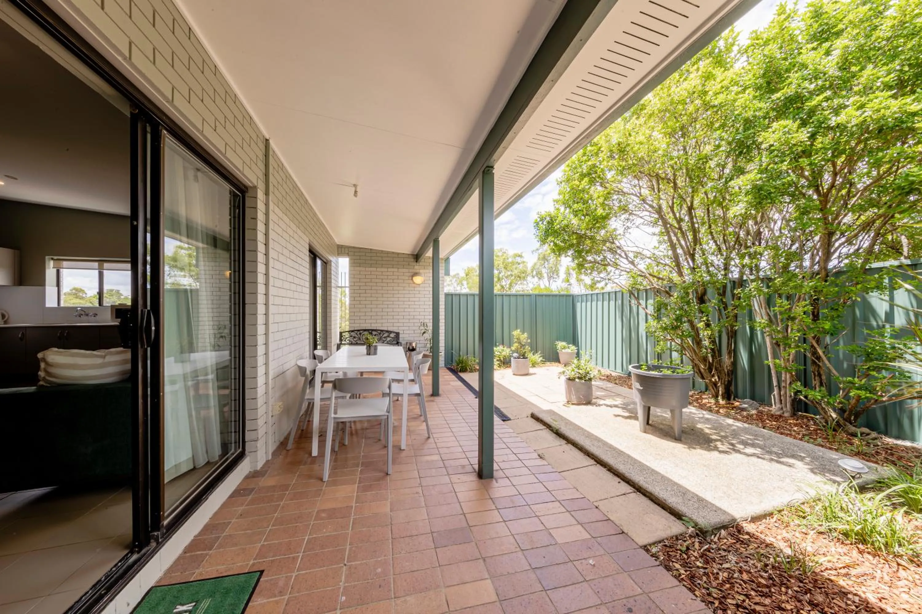 Patio in Everton Park Hotel