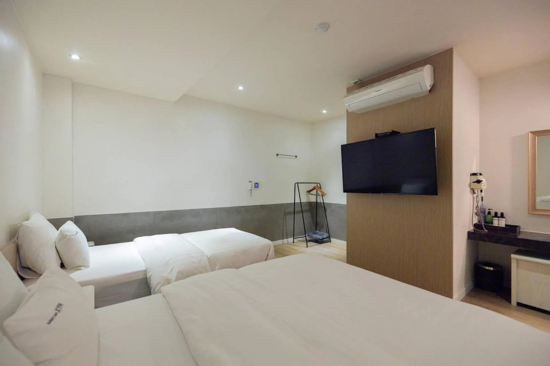 Bed in XYM Hotel Icheon