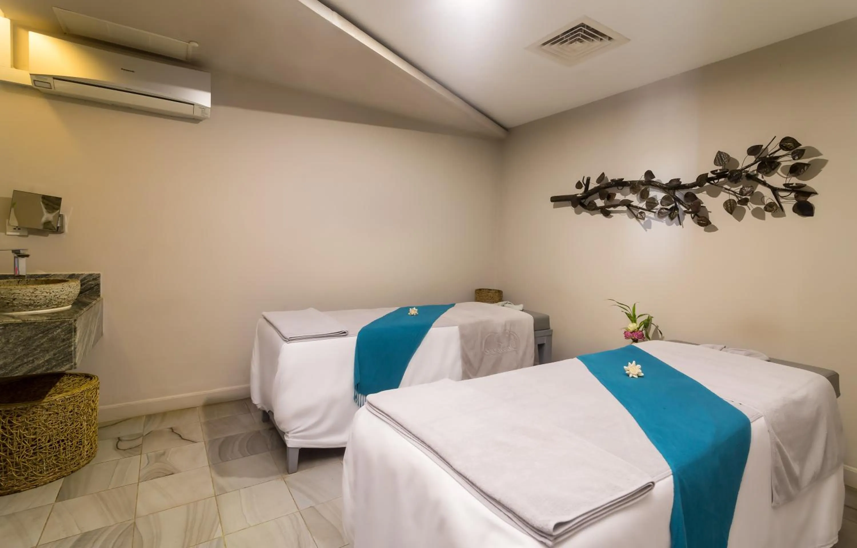 Spa and wellness centre/facilities, Bed in Damrei Angkor Hotel