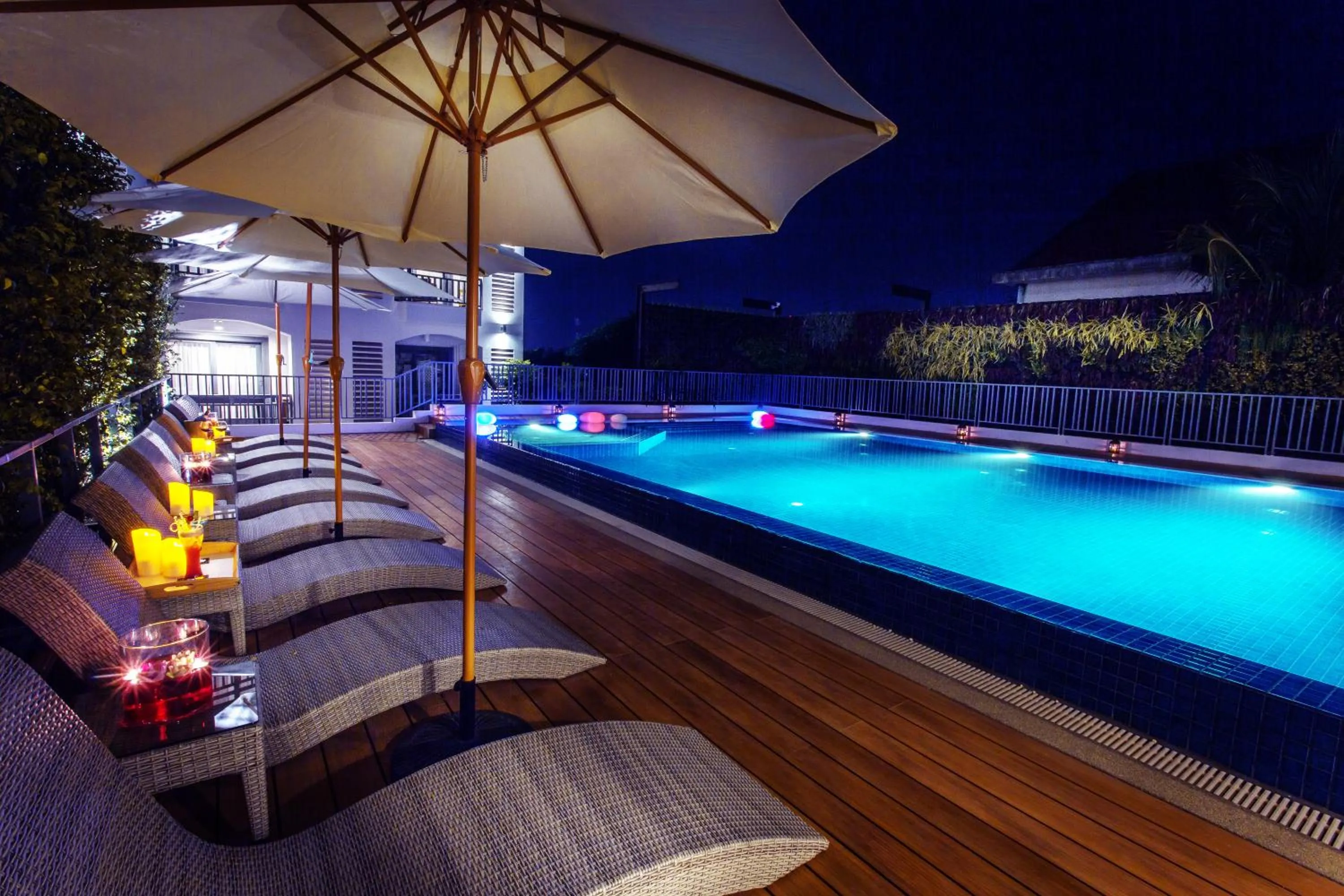 Swimming pool in Damrei Angkor Hotel