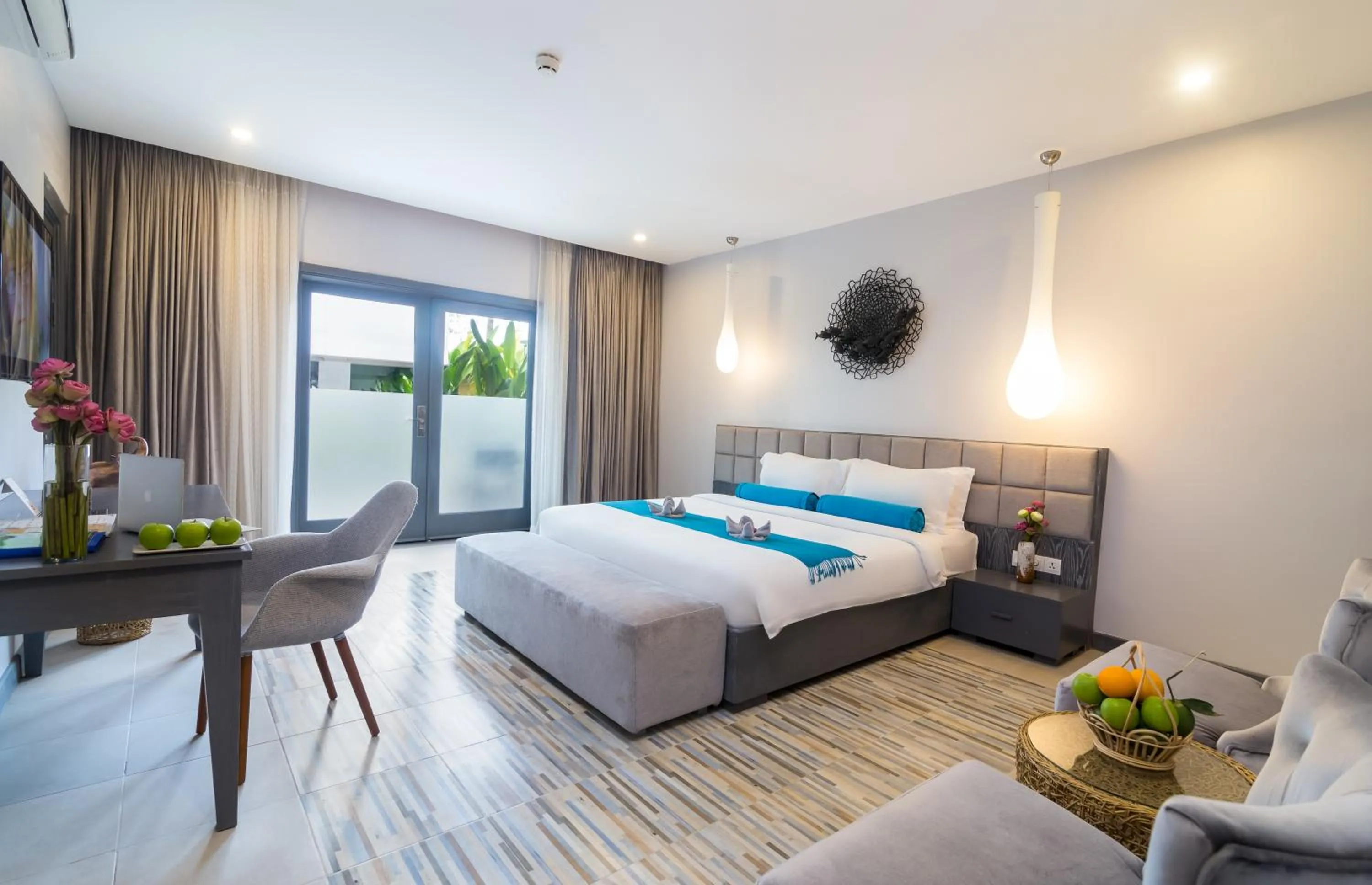 Photo of the whole room, Bed in Damrei Angkor Hotel