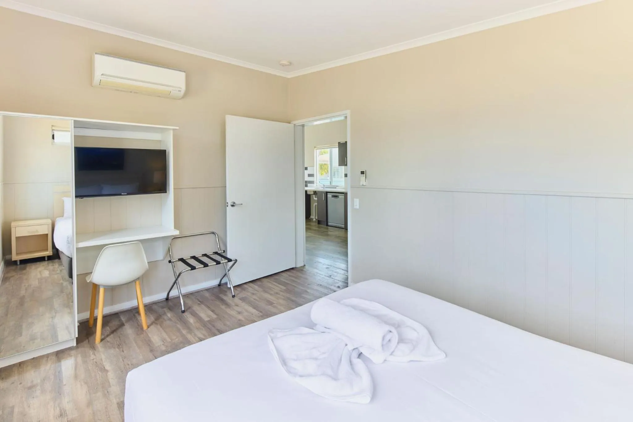 TV and multimedia, Bed in RAC Cervantes Holiday Park