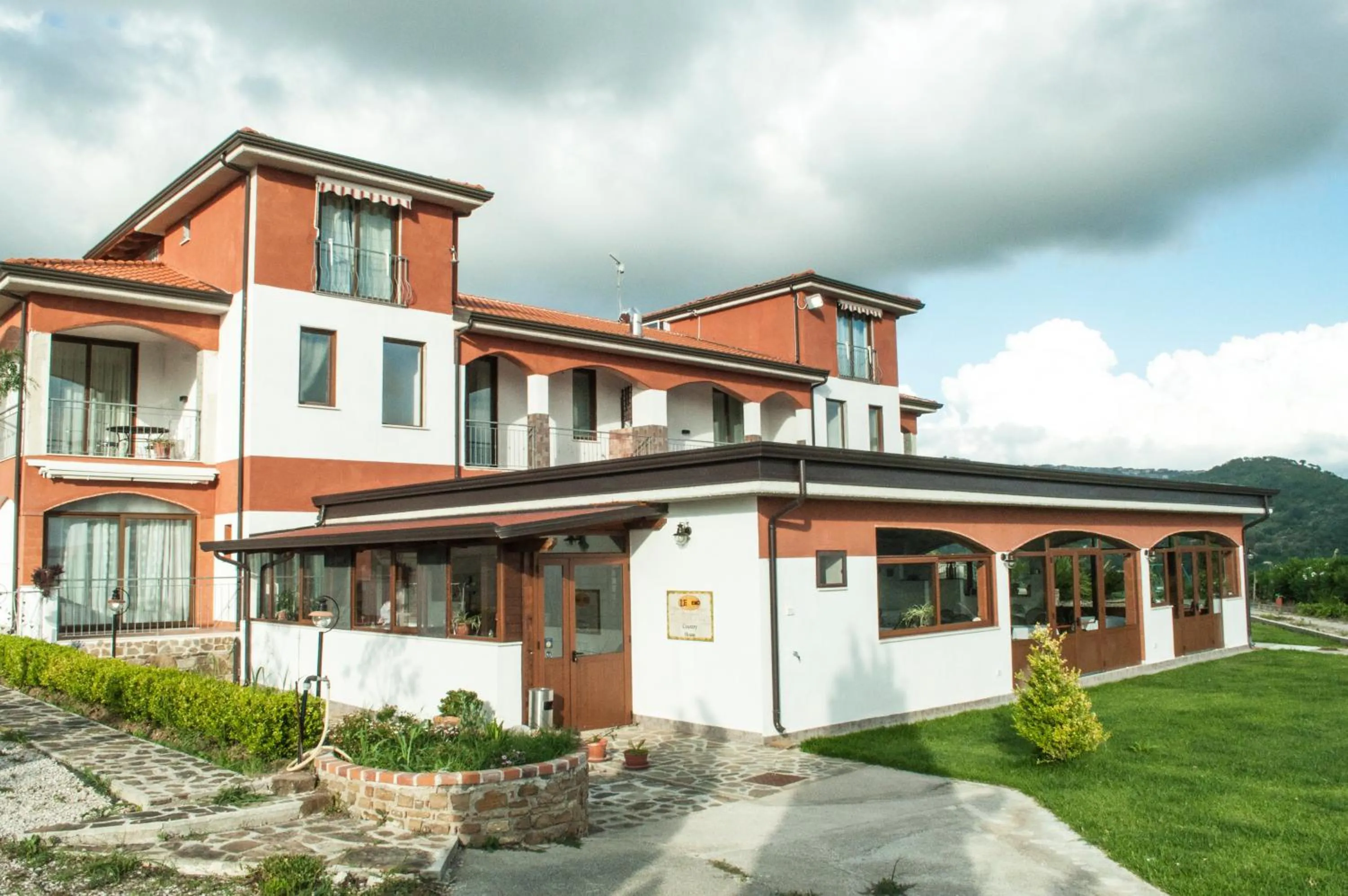 L'Eremo Country House