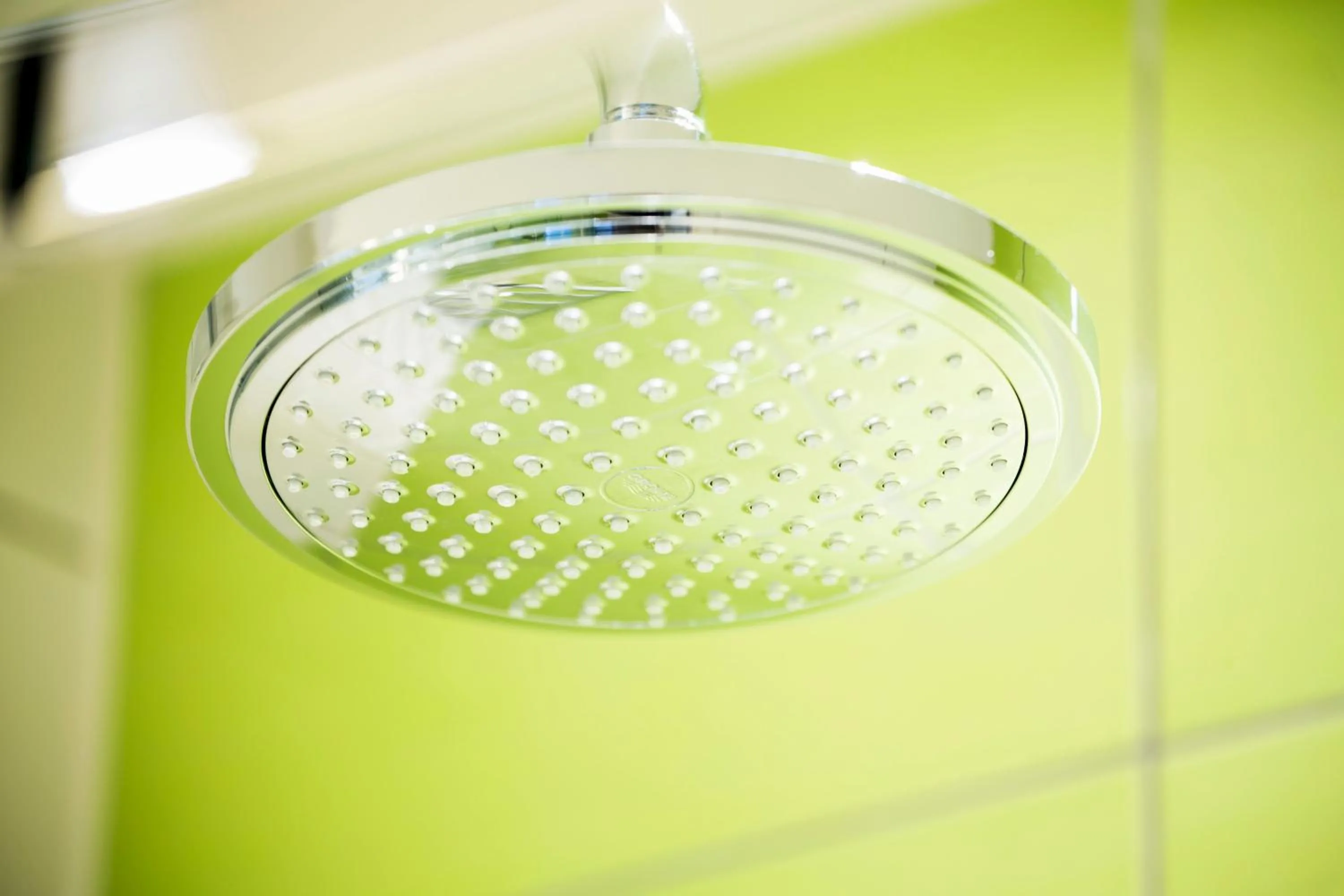 Shower in hub London - Goodge Street