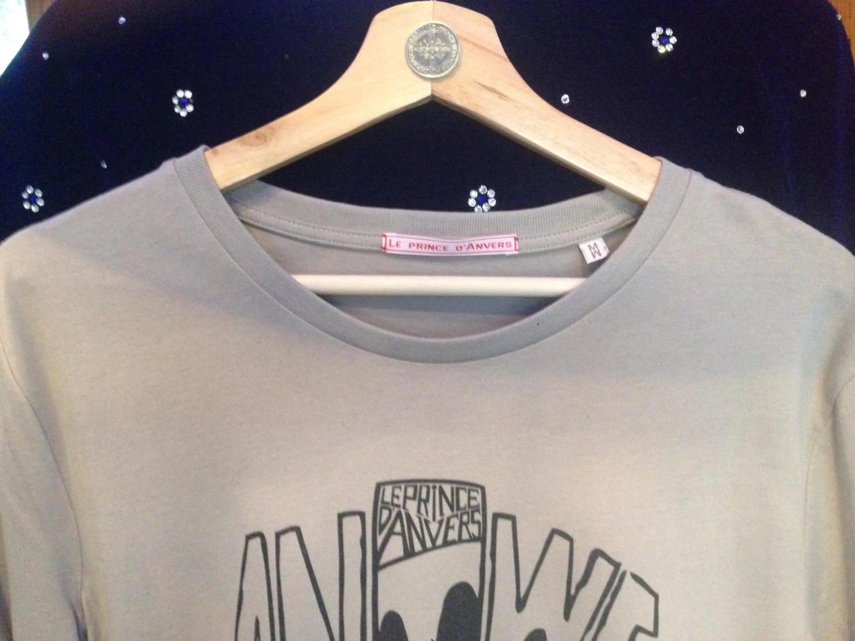 On-site shops in House Le Prince D'Anvers