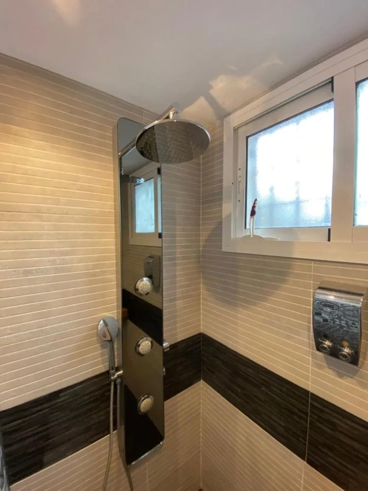 Shower in Bed And Breakfast Mirador Infinito