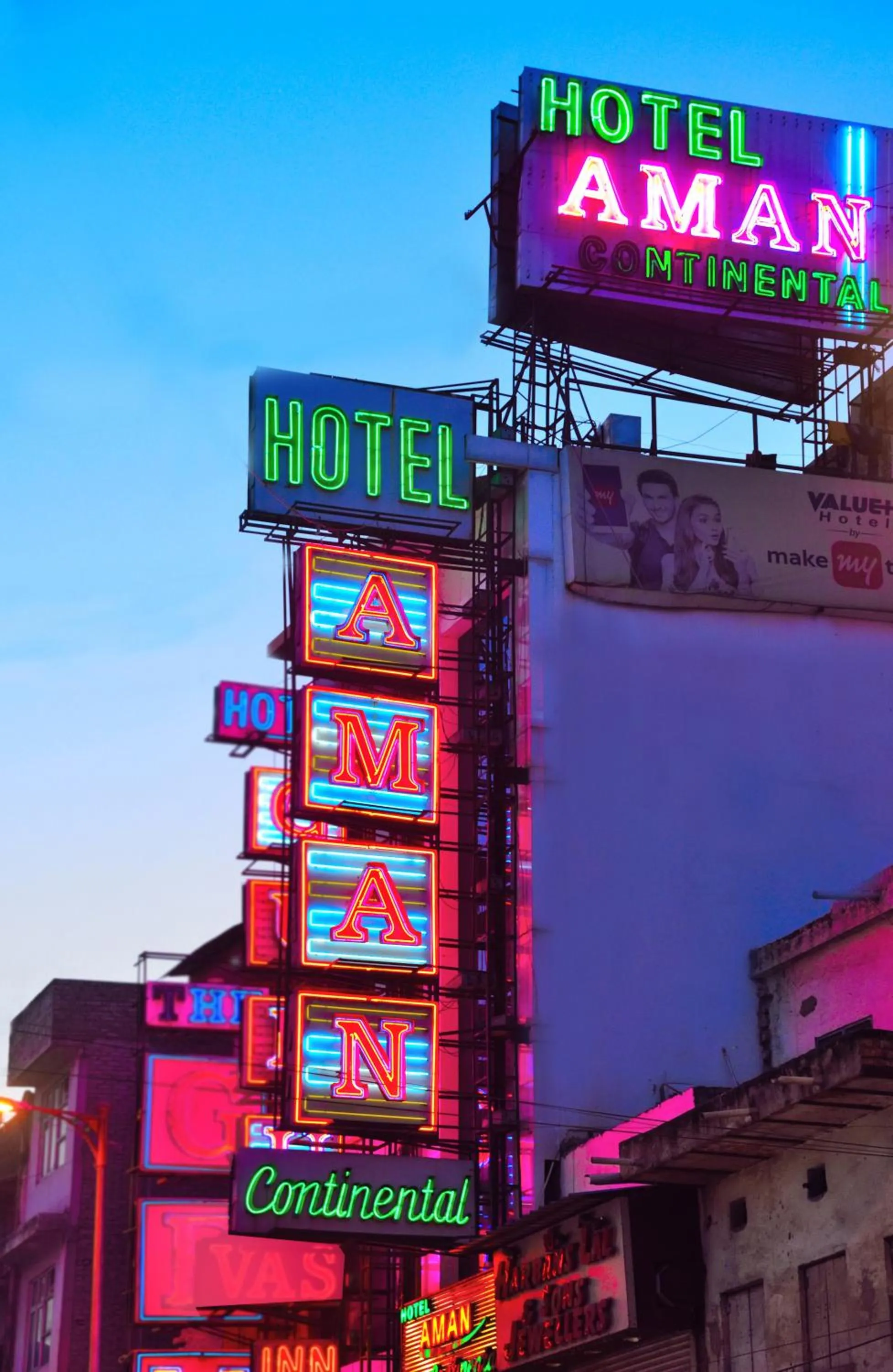 Property building in Aman Continental With Restaurant - 5Mins from Connaught Place ,Railway Station & Metro