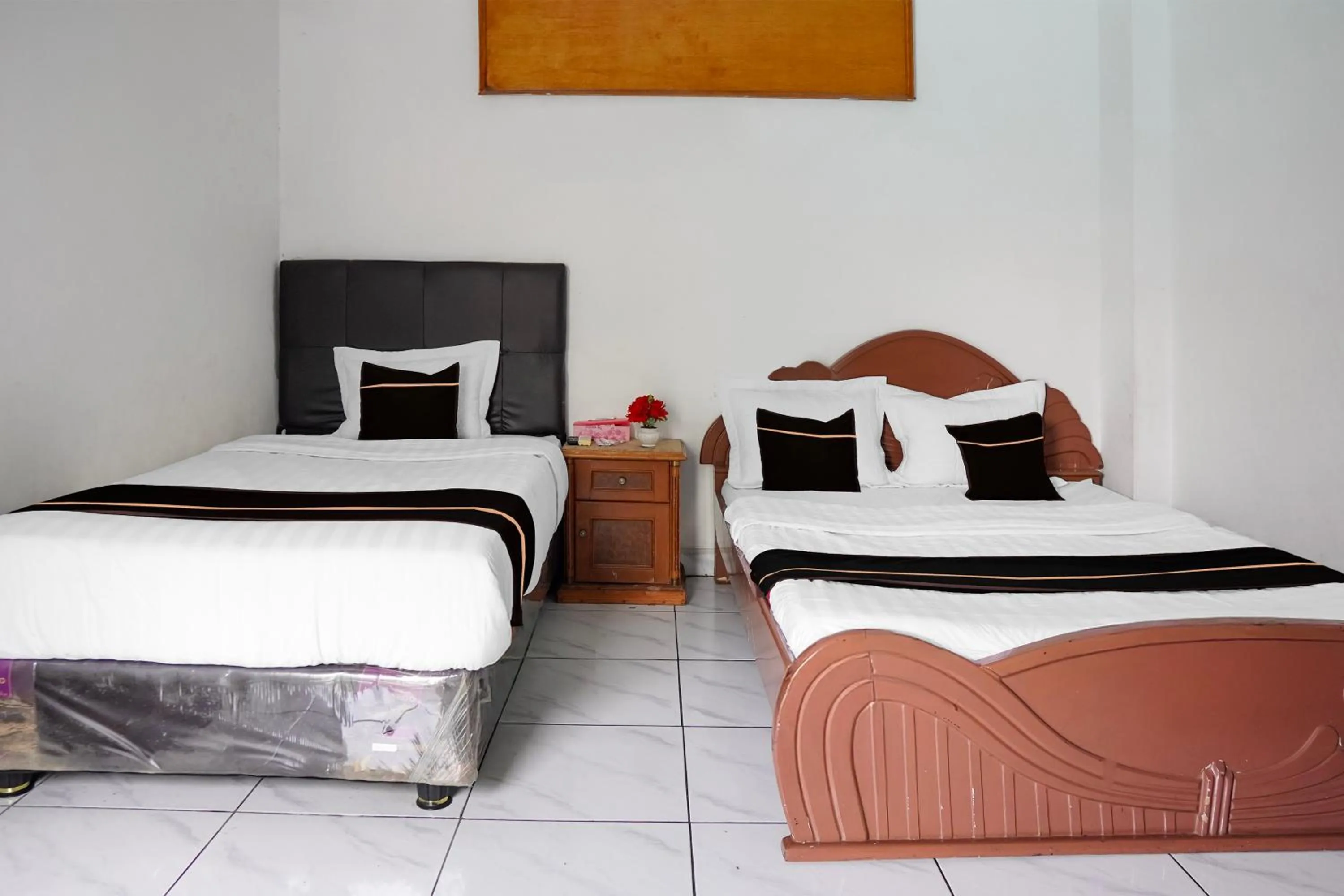 Bedroom, Bed in Collection O near Universitas Negeri Padang formerly Hotel Amra