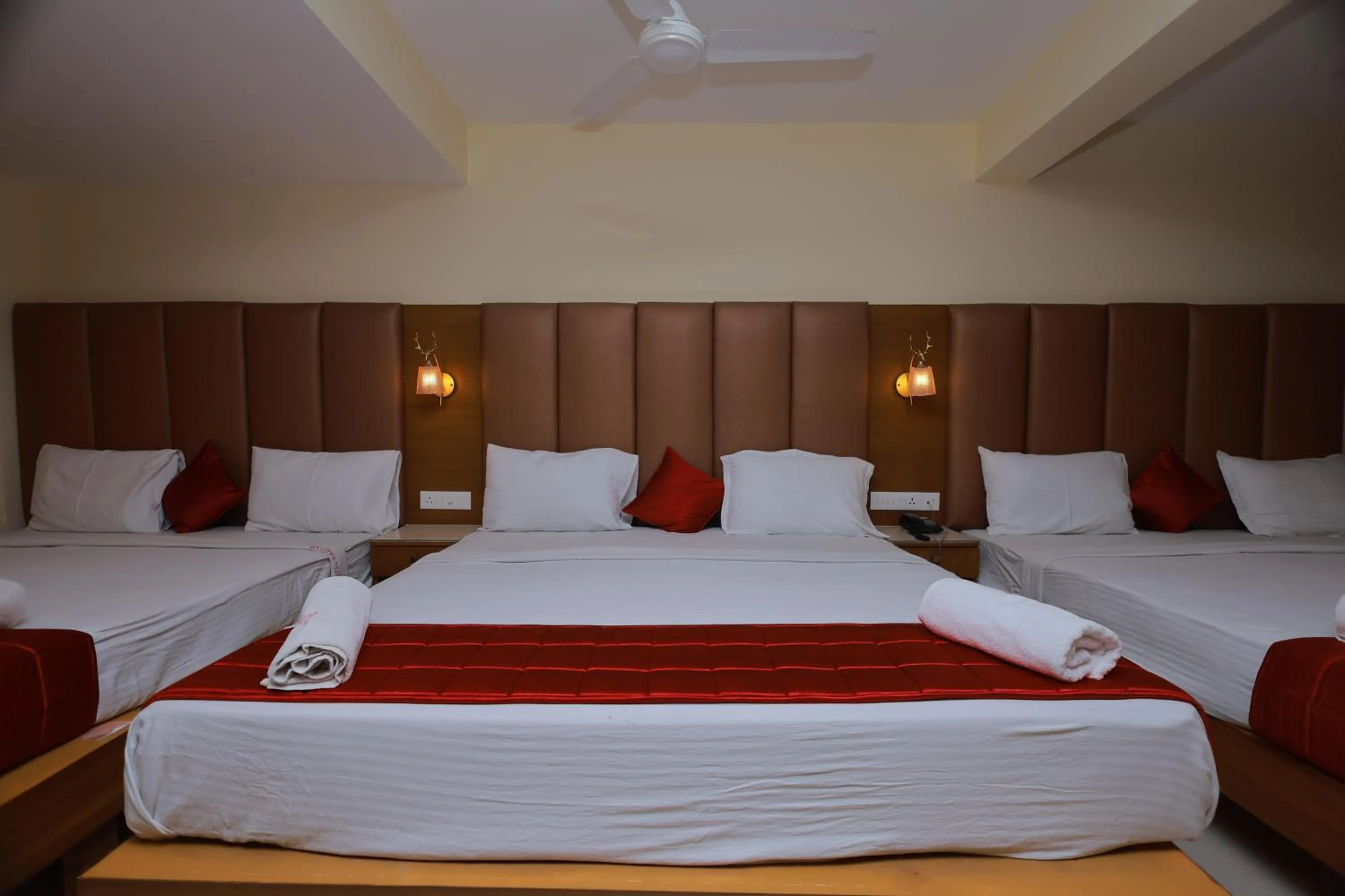 Bed in Hotel Sangam
