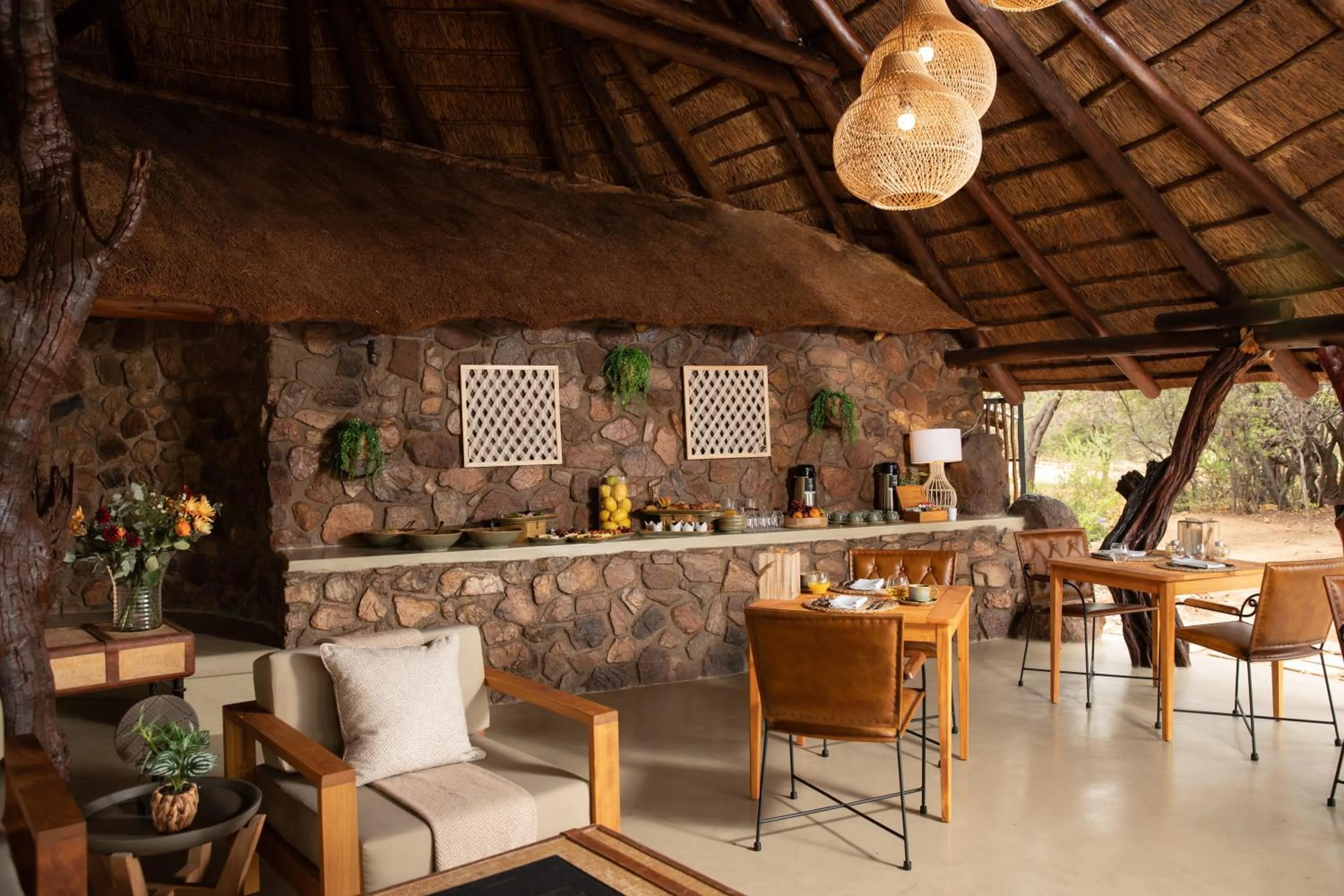Restaurant/places to eat in Kwafubesi Tented Safari Camp