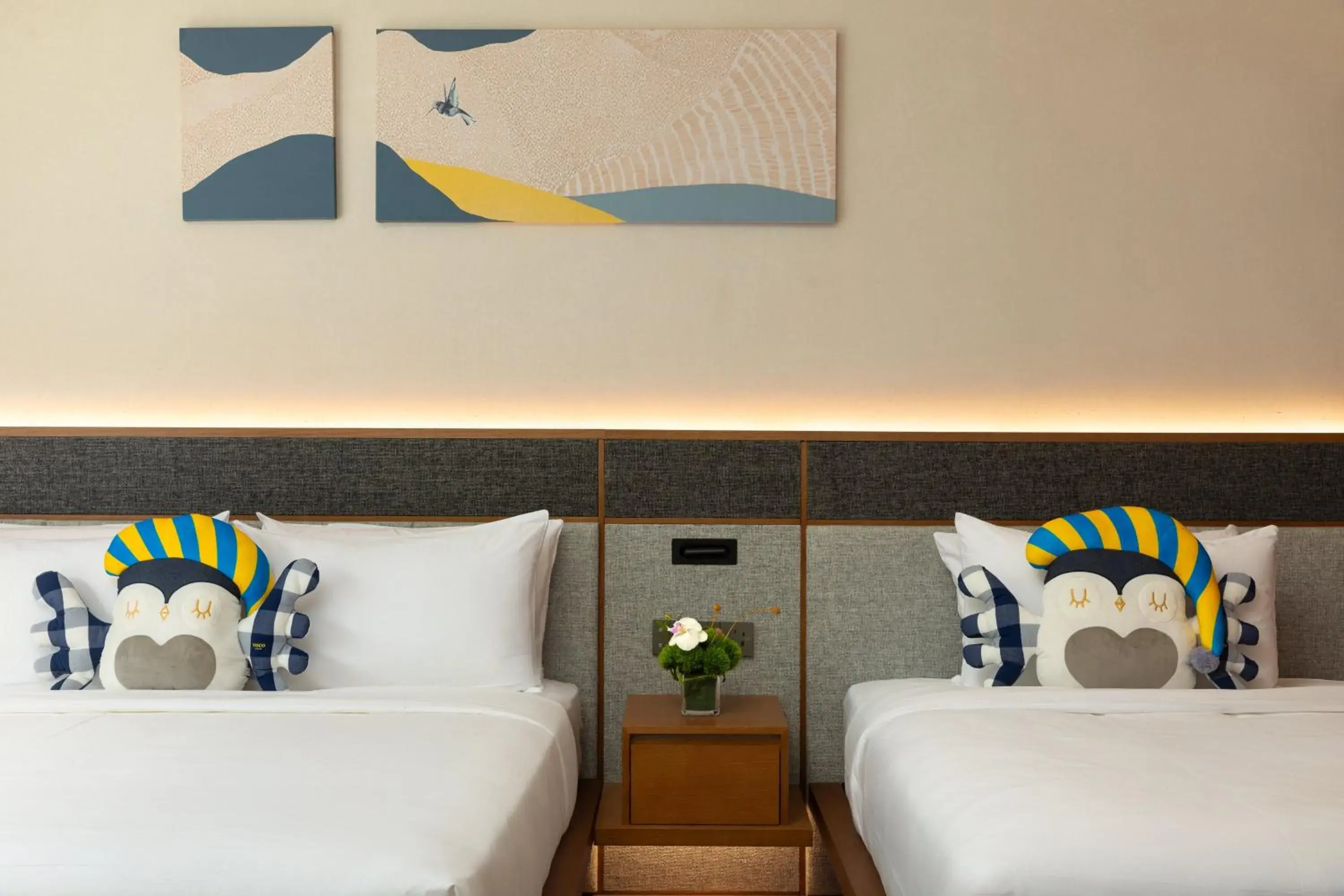 Premium Double Room with Two Double Beds and Garden View in voco Ningbo Dongqian Lake by IHG Premium Double Room with Two Double Beds and Garden View in voco Ningbo Dongqian Lake by IHG