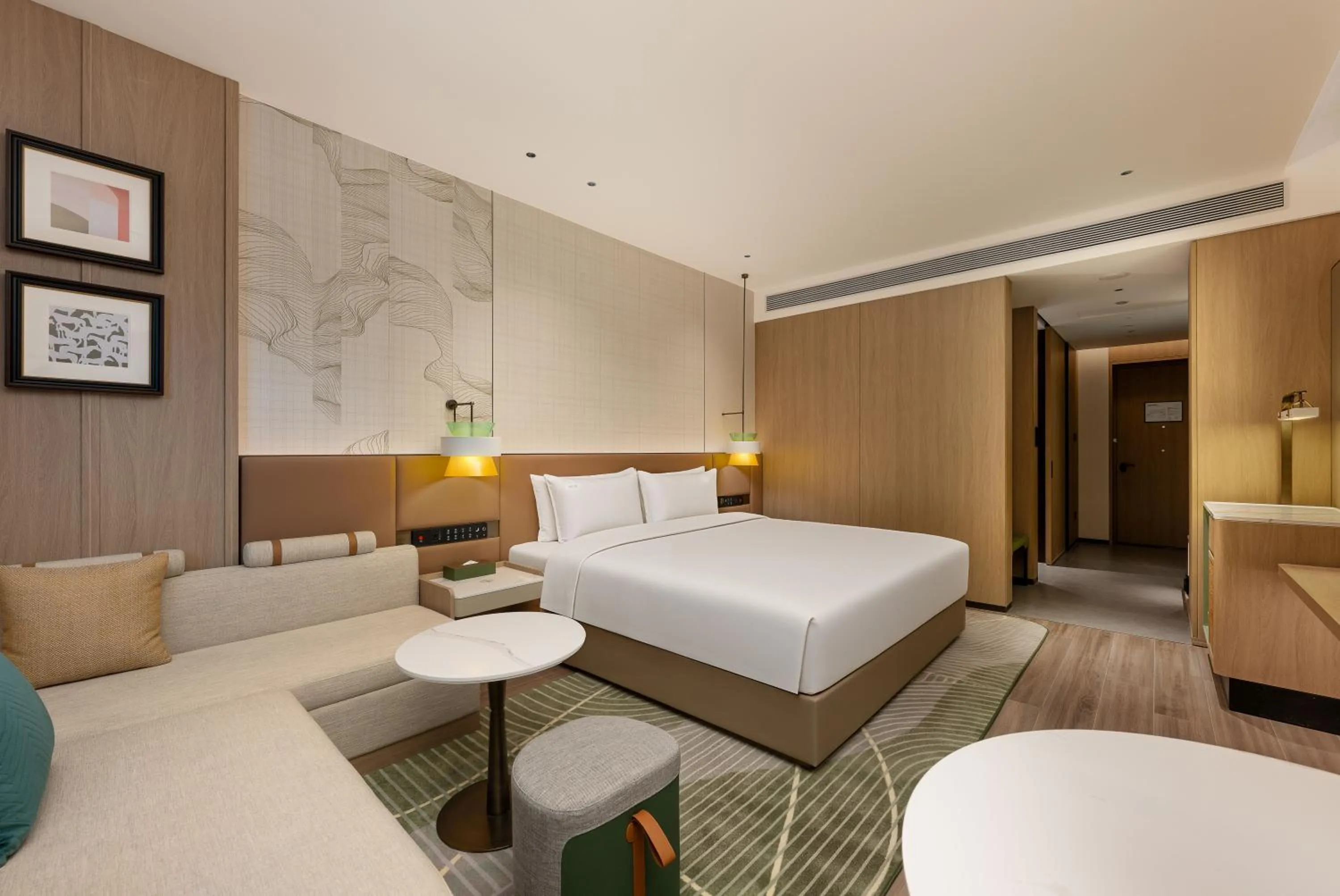 Standard King Room in Holiday Inn Ningde Jiaocheng by IHG