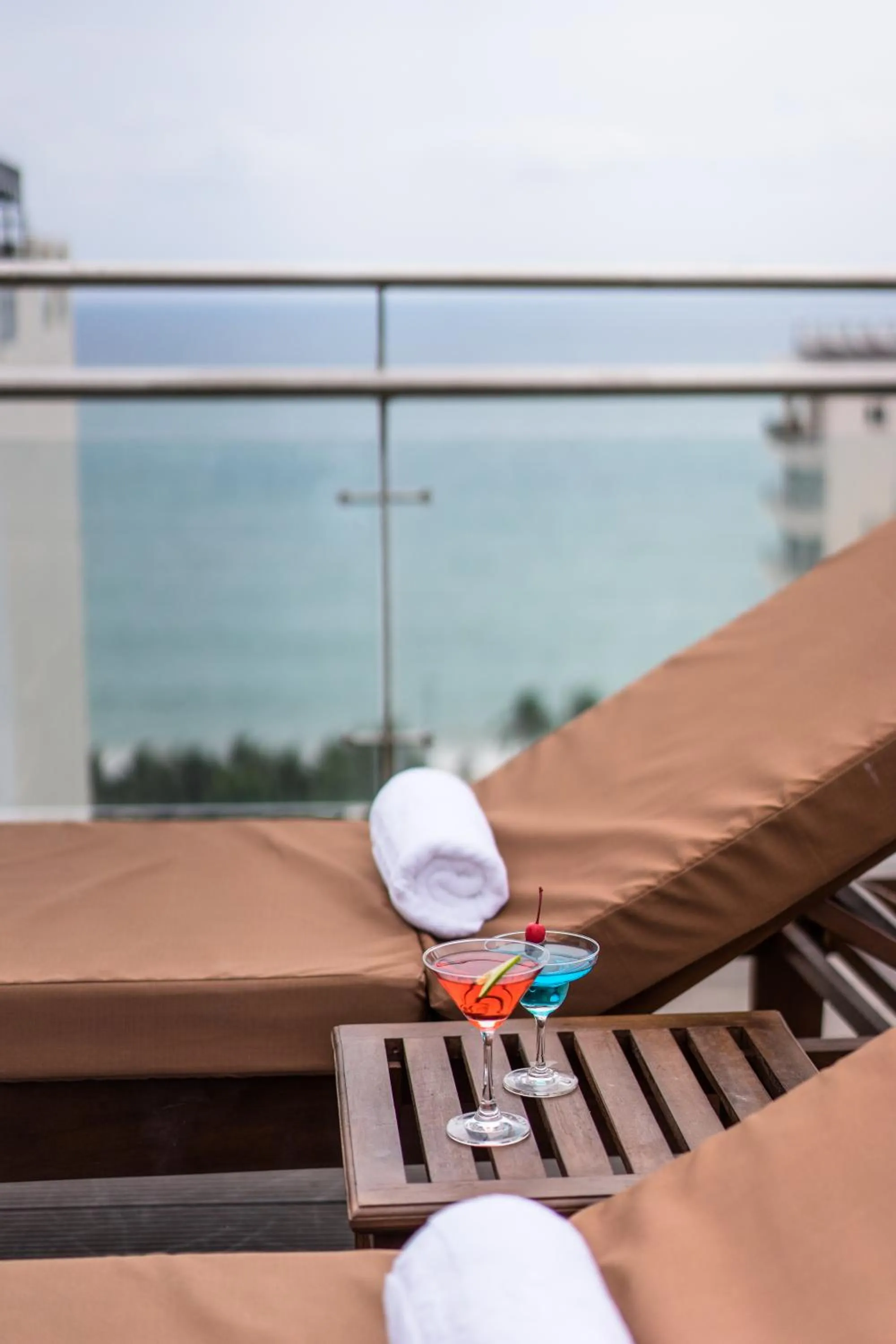 Pool view in An Vista Hotel