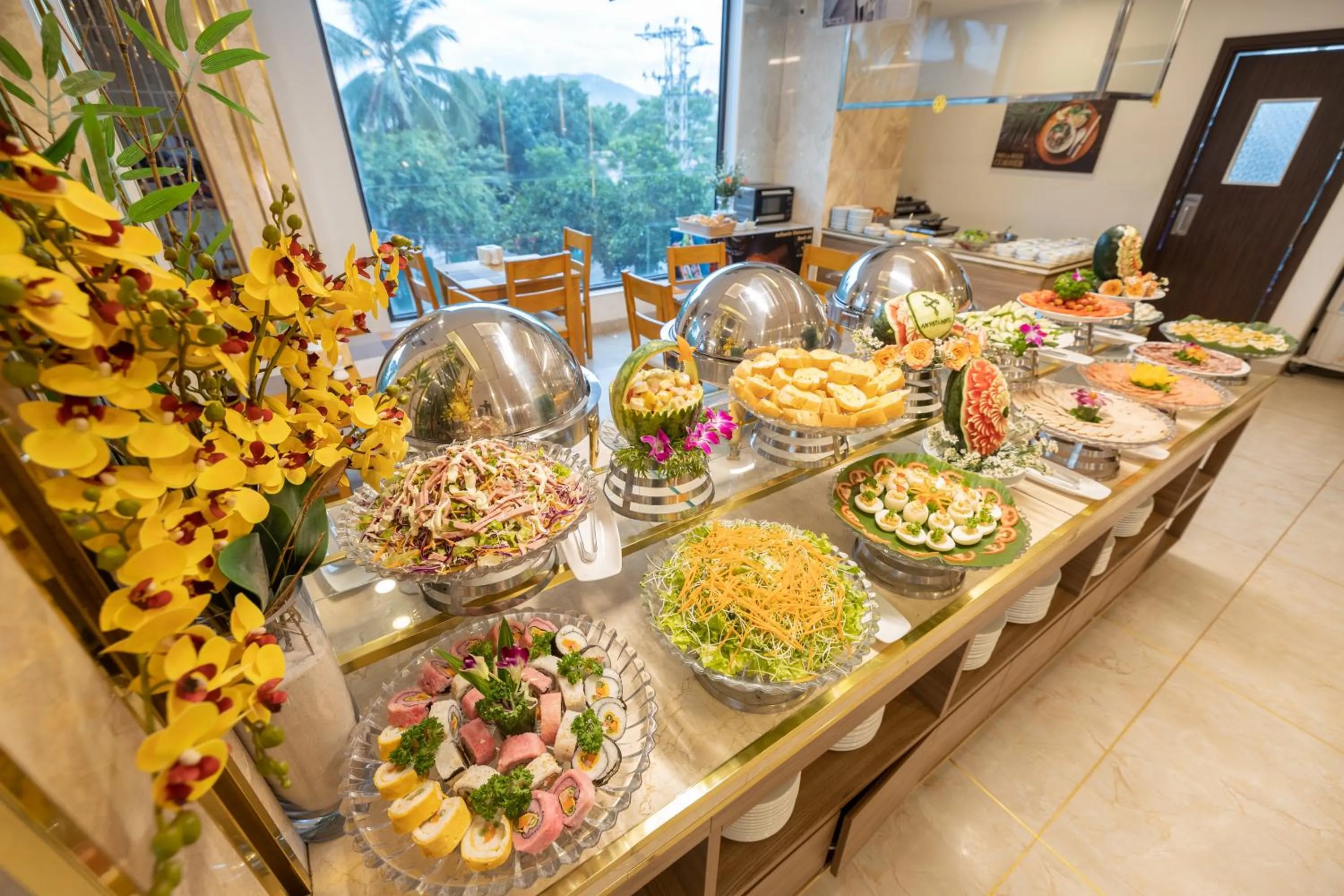 Buffet breakfast in An Vista Hotel
