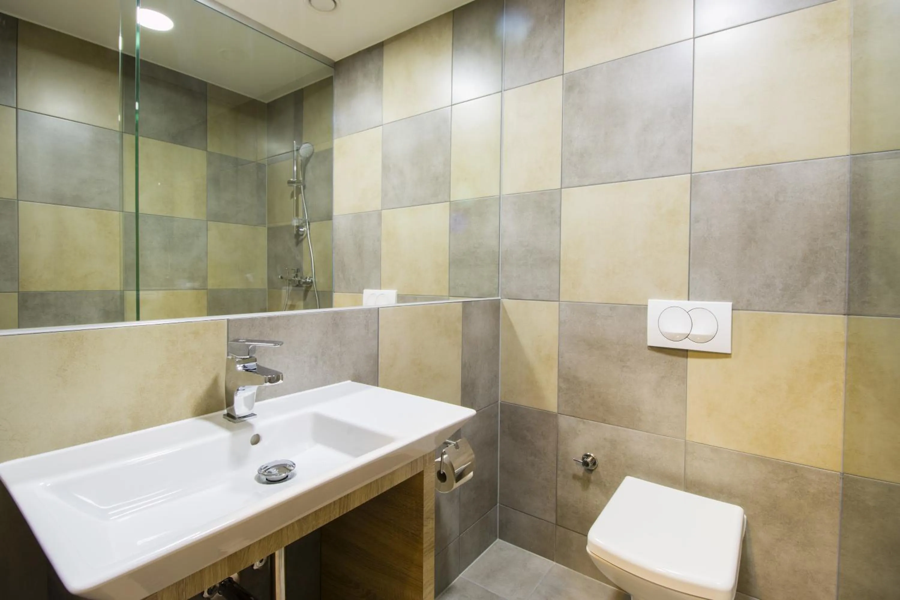 Bathroom in Family-Hotel