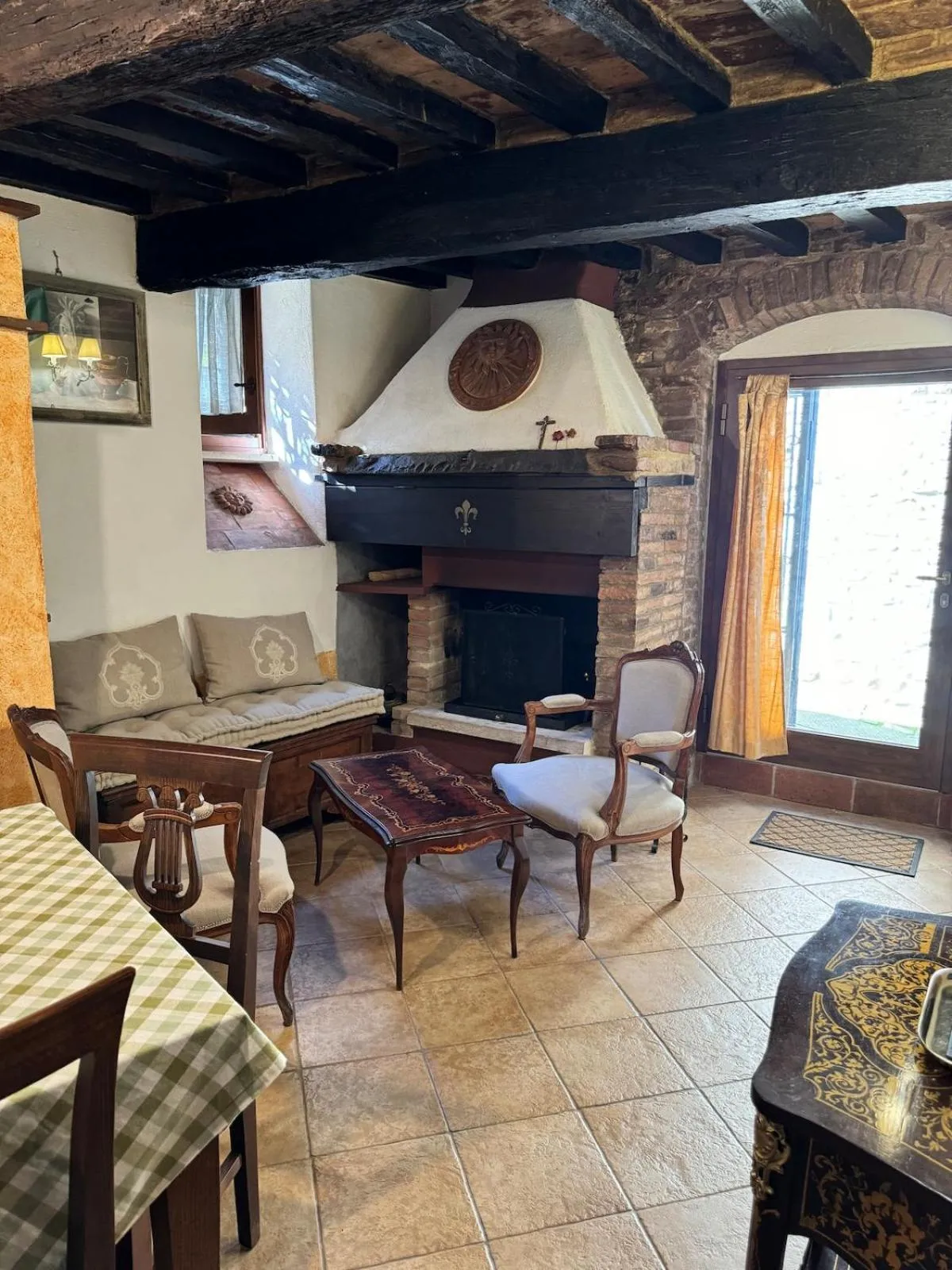 La Piazzetta del Borgo - Suite Bianchini