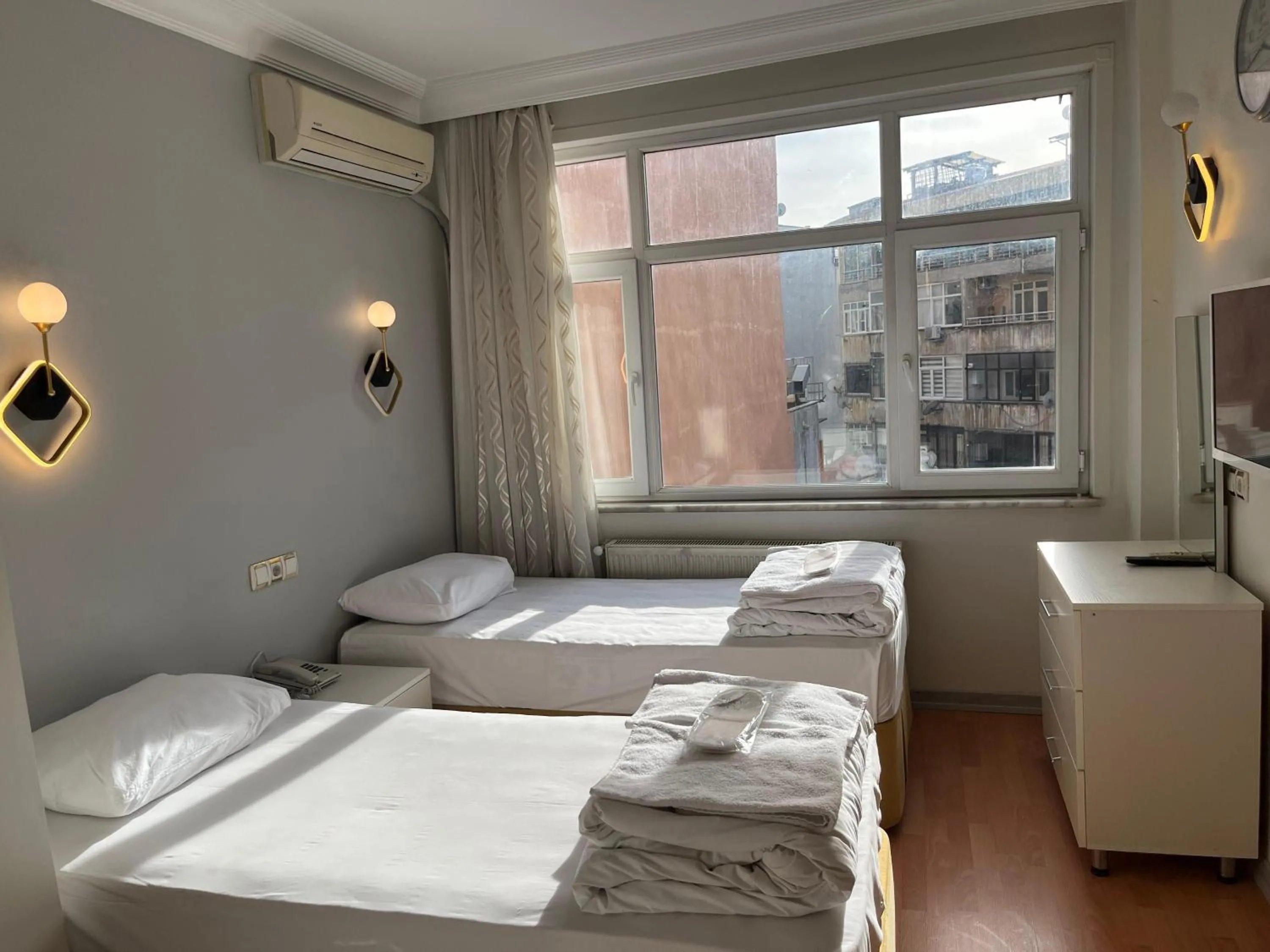 Bed in Adil Konak Hotel