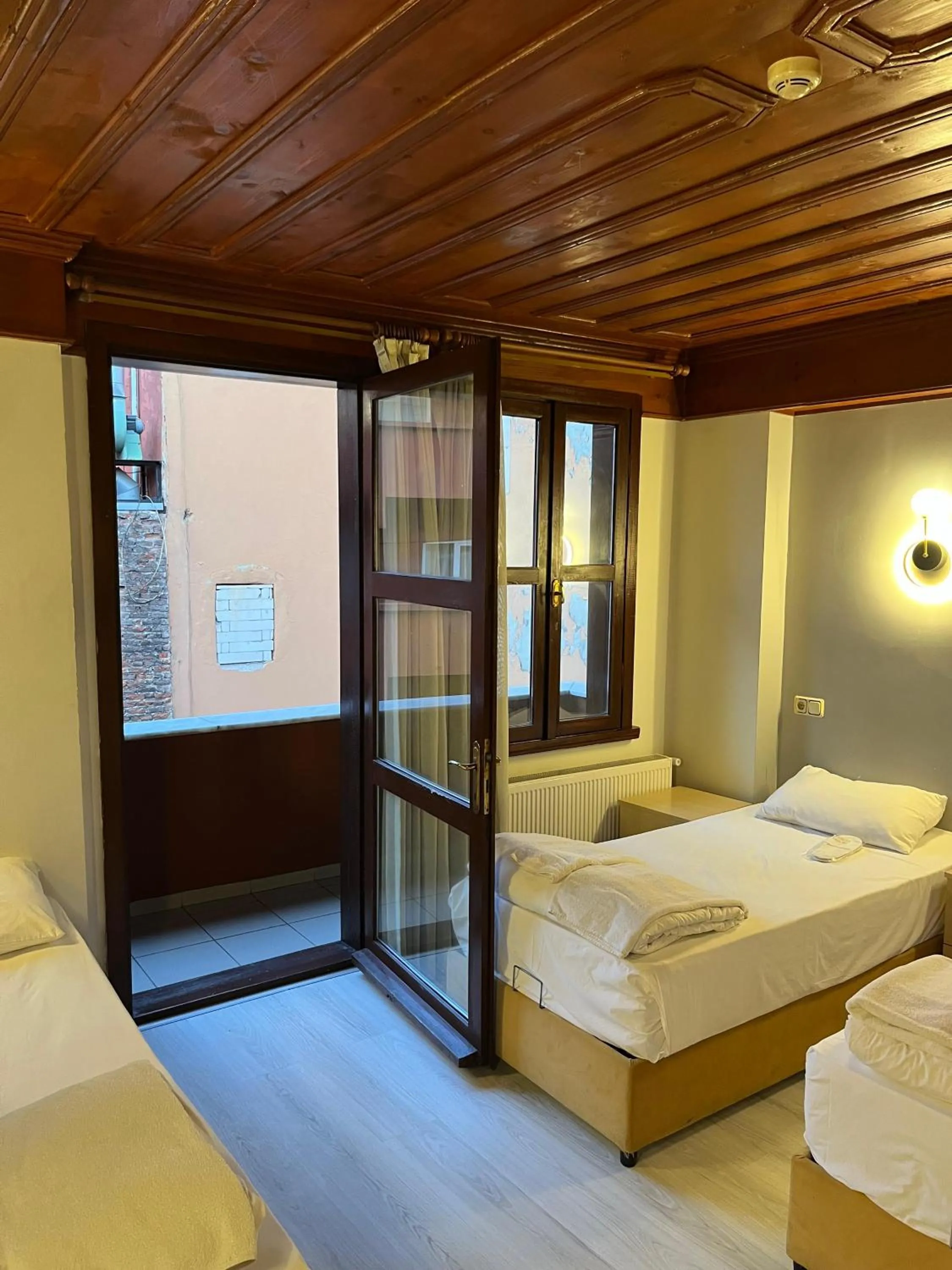 Bed in Adil Konak Hotel