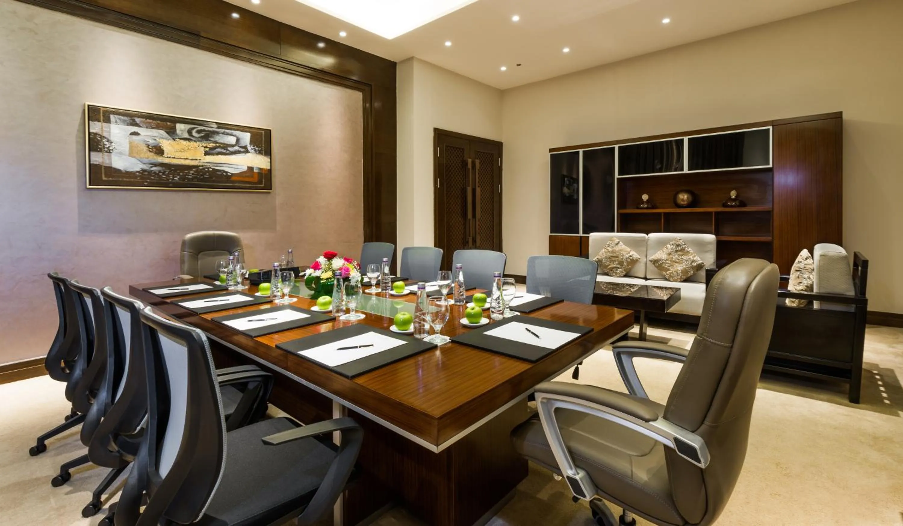 Business facilities in Boudl Mahayel Aseer