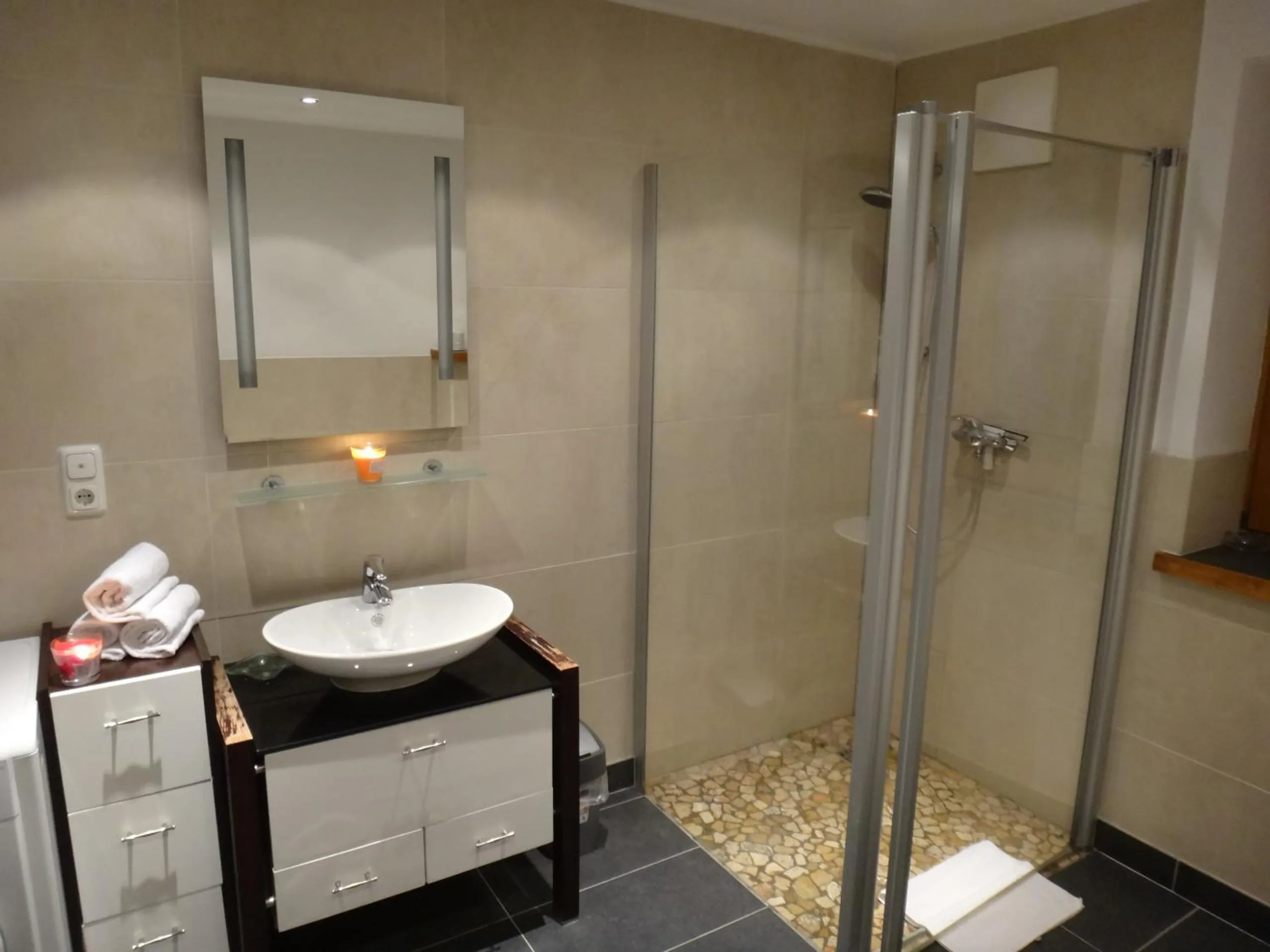 Shower in Apartment Kirchberg by Apartment Managers