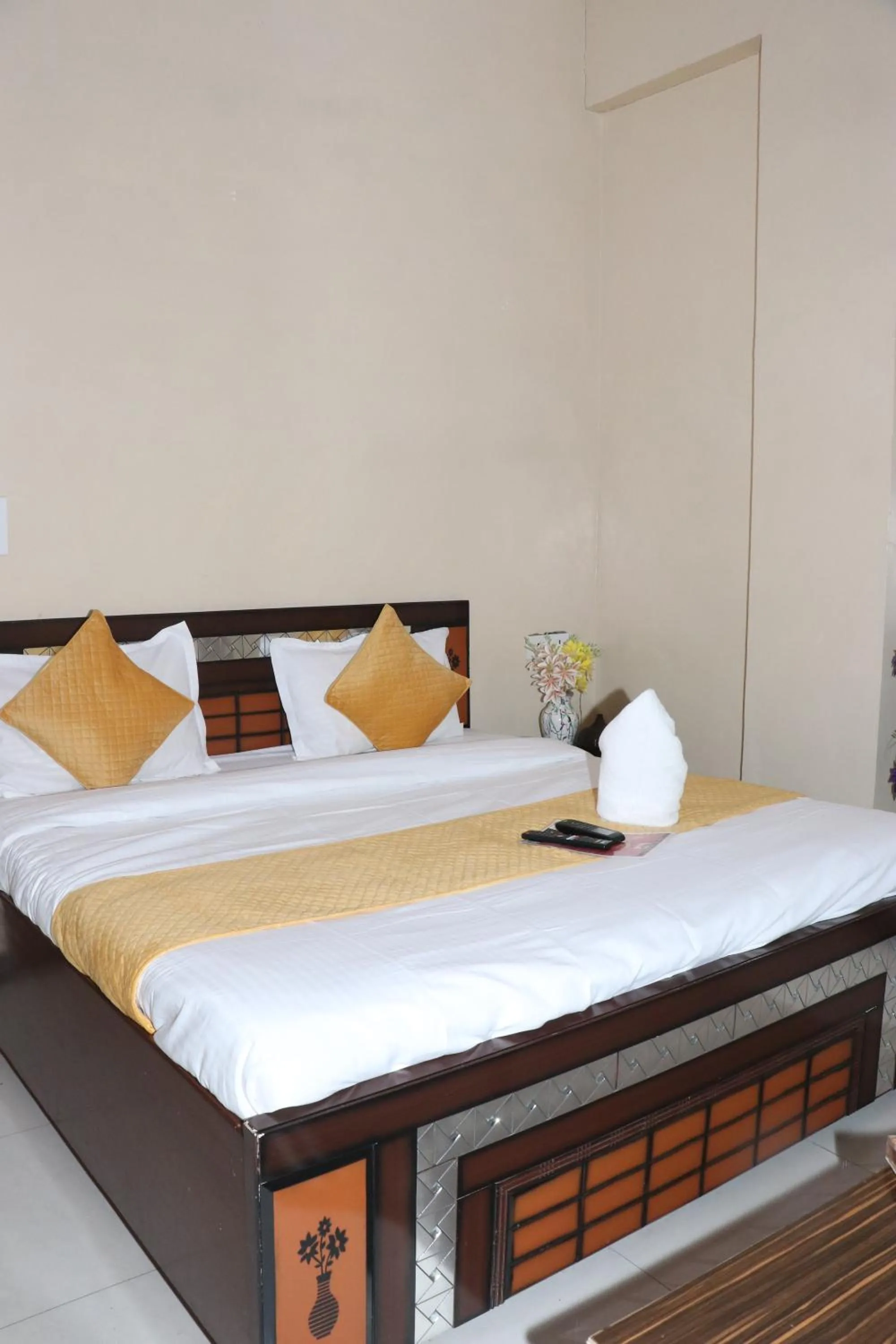 Bed in Magnet Residency