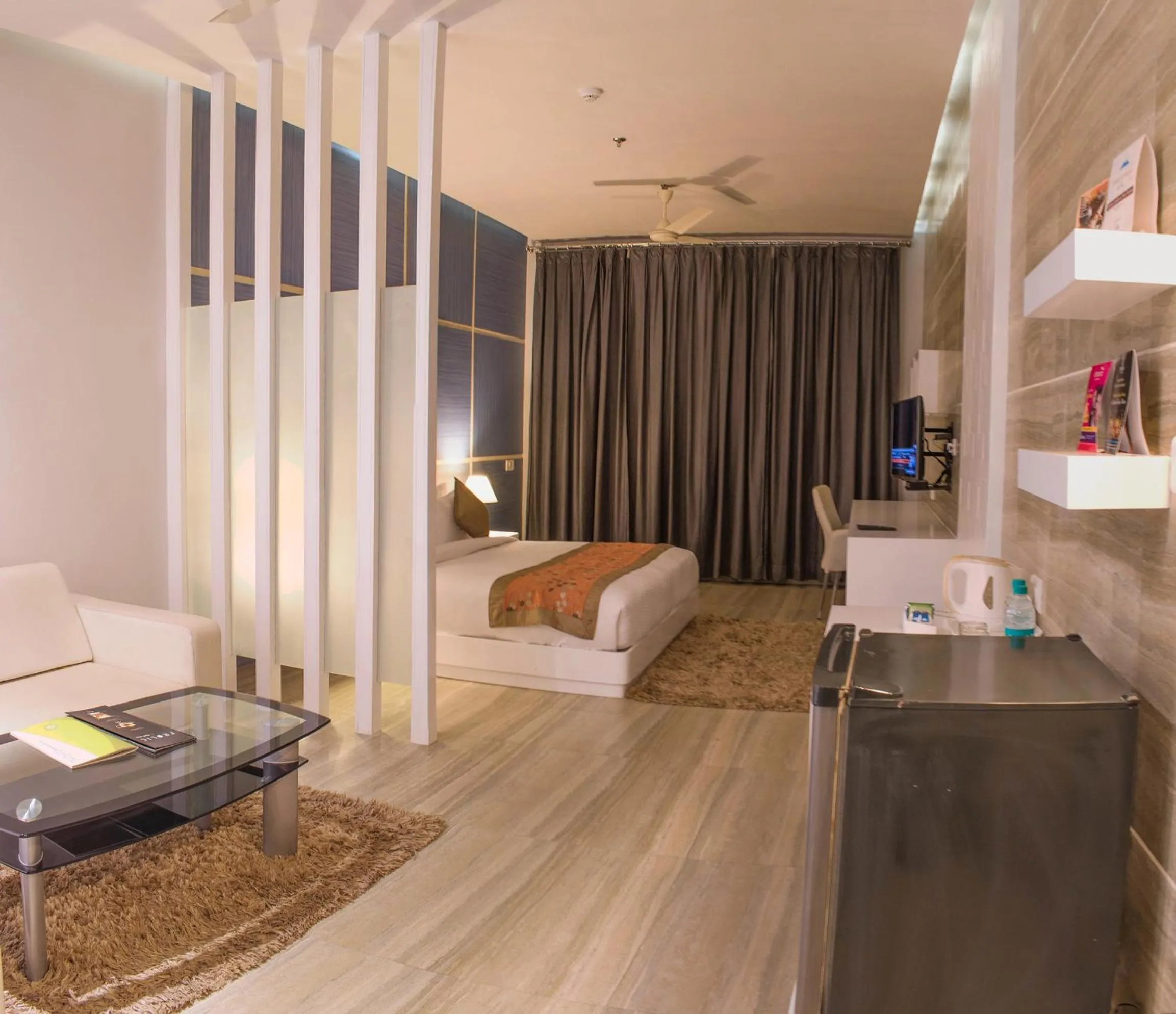 Living room, Bed in The Opal