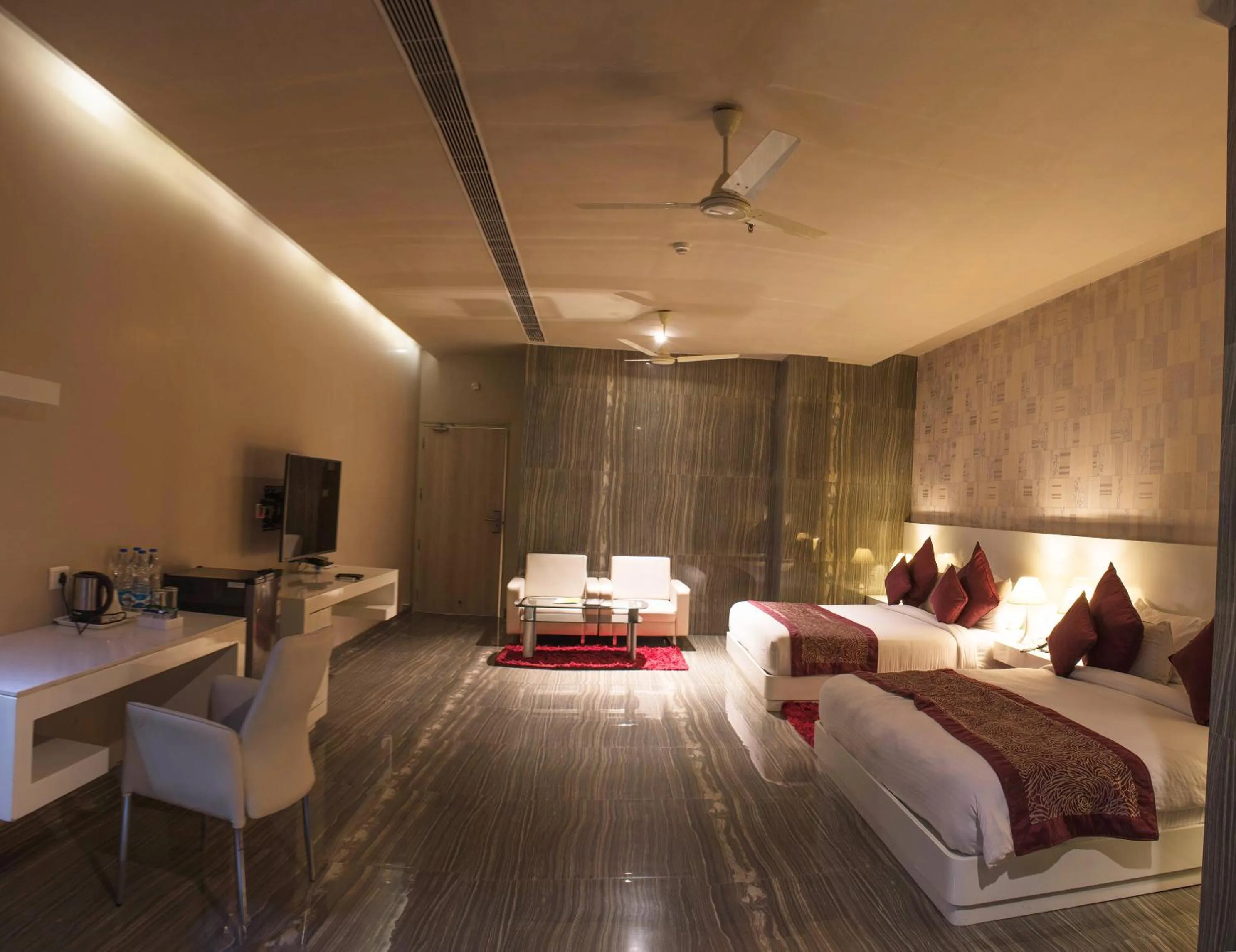 Bedroom, Bed in The Opal